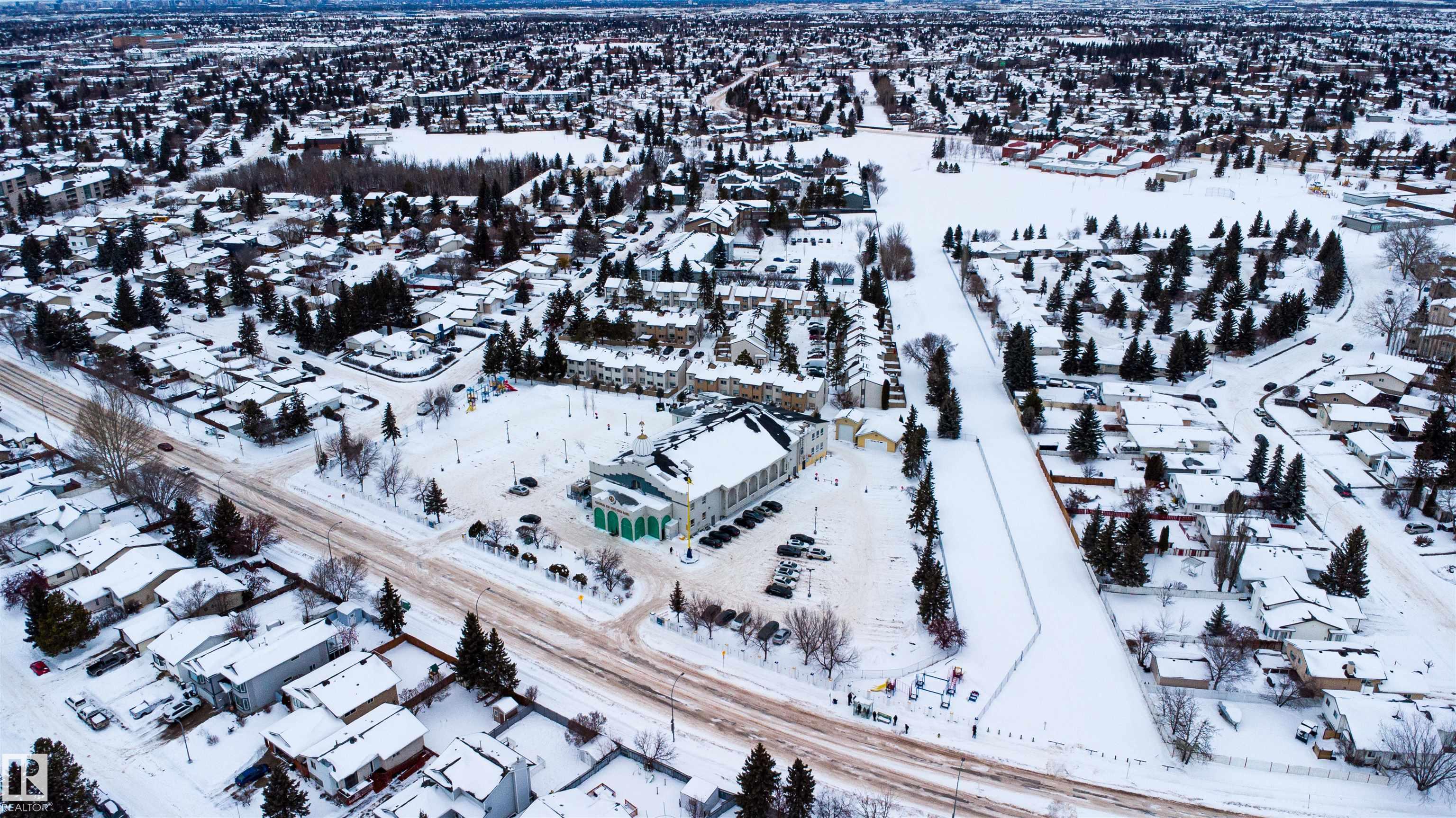 Photo 26 at 12 - 1411 Mill Woods Road E NW, Crawford Plains, Edmonton