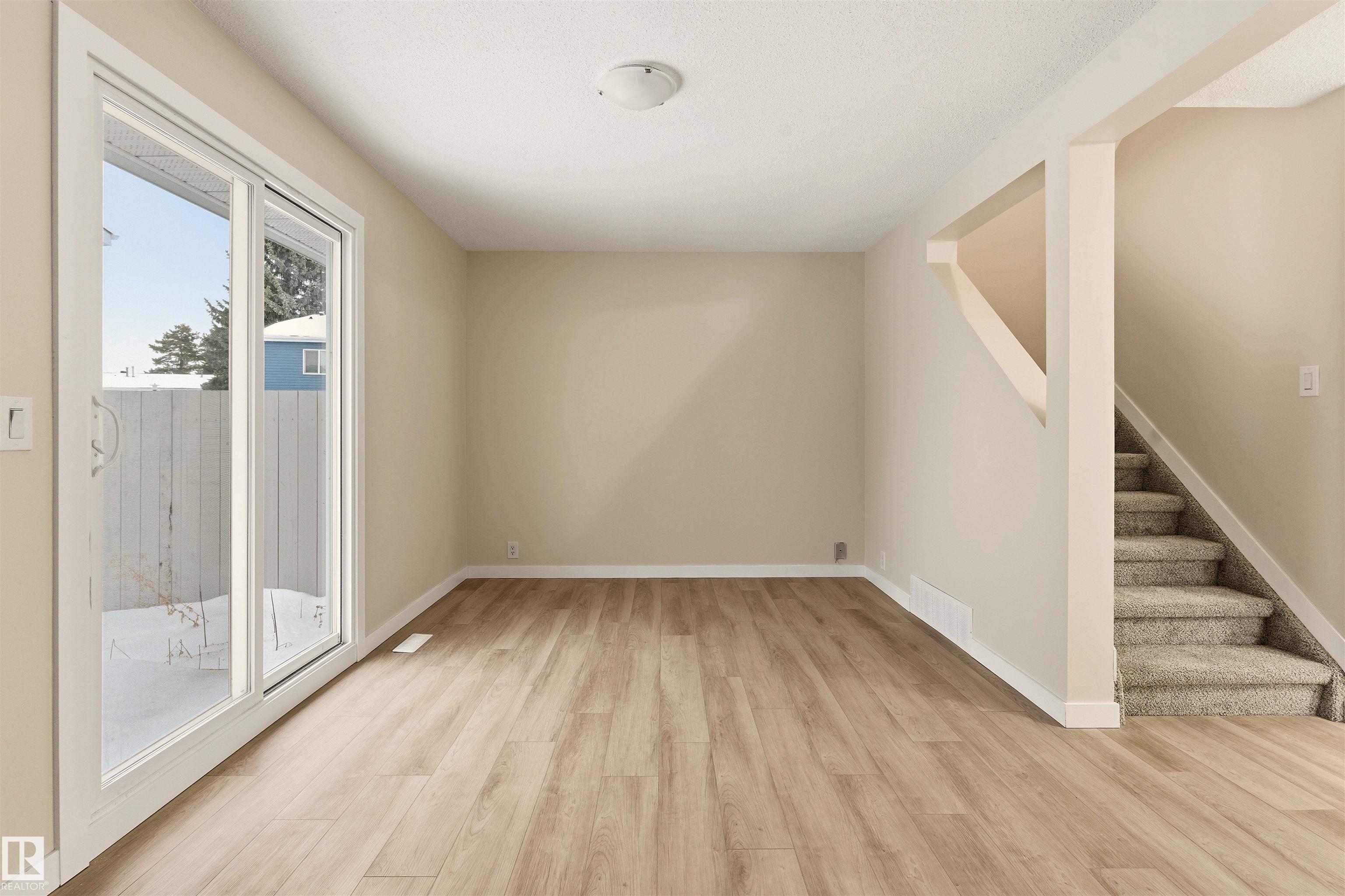 Photo 9 at 12 - 1411 Mill Woods Road E NW, Crawford Plains, Edmonton