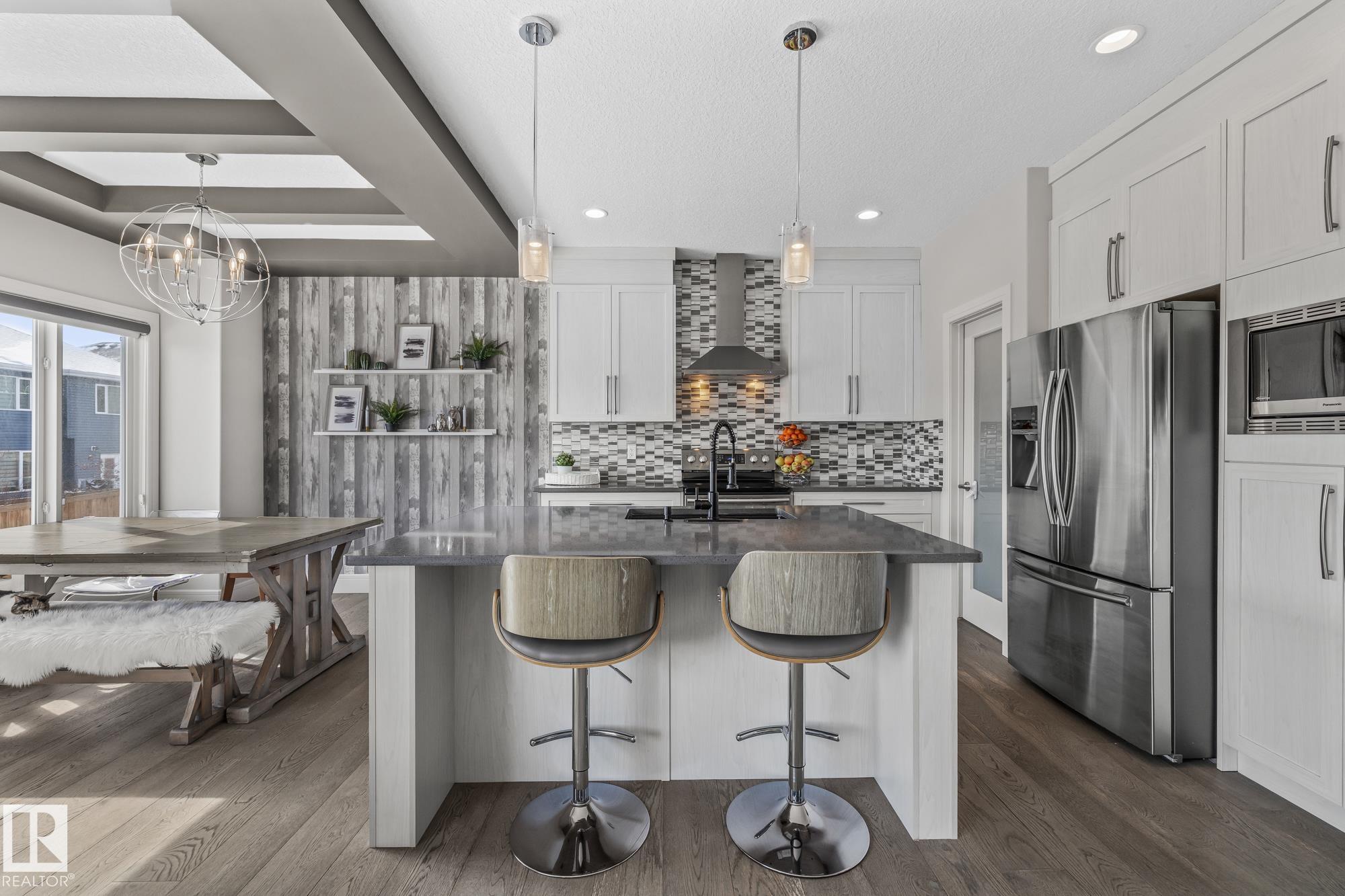 Photo 11 at 3864 Robins Crescent NW, Starling, Edmonton