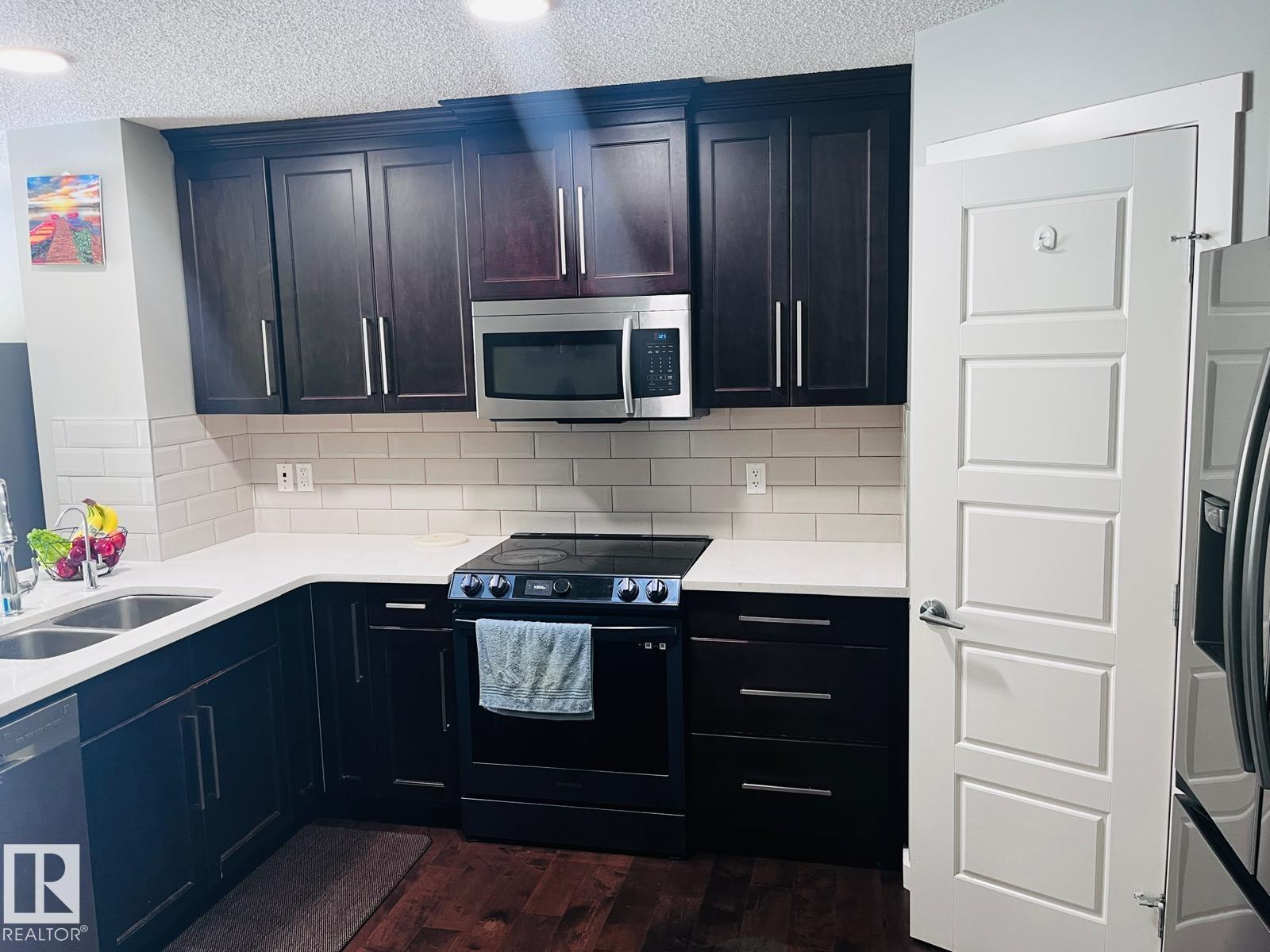 Photo 12 at 4427 6 Street NW, Maple Crest, Edmonton