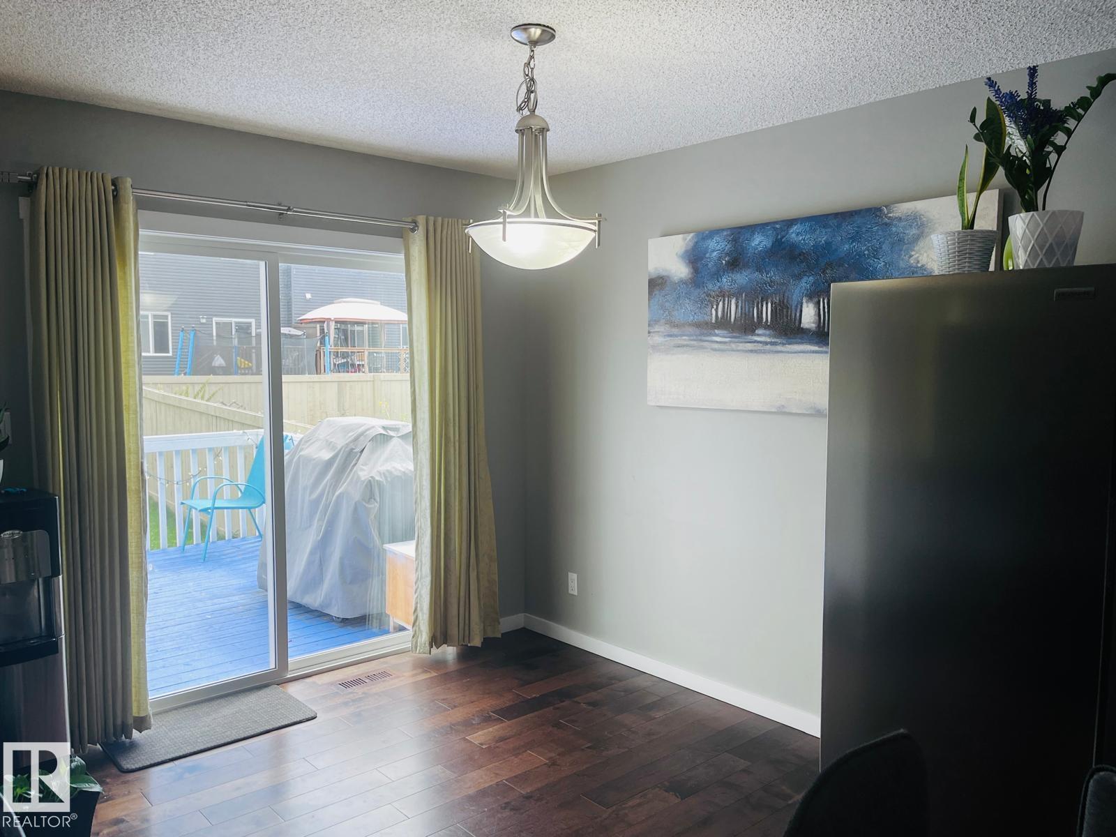 Photo 8 at 4427 6 Street NW, Maple Crest, Edmonton