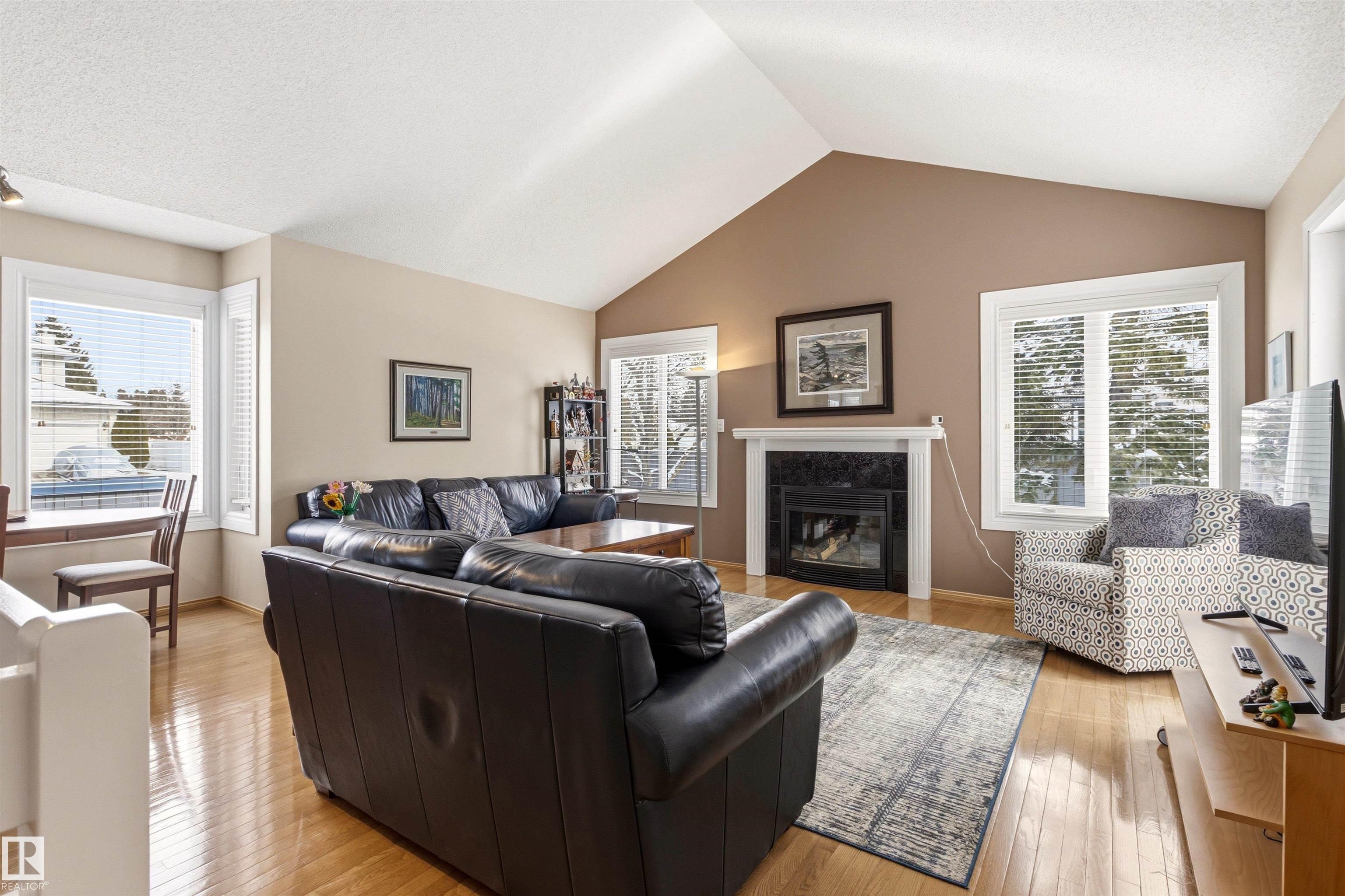 Photo 21 at 11231 12 Avenue NW, Twin Brooks, Edmonton