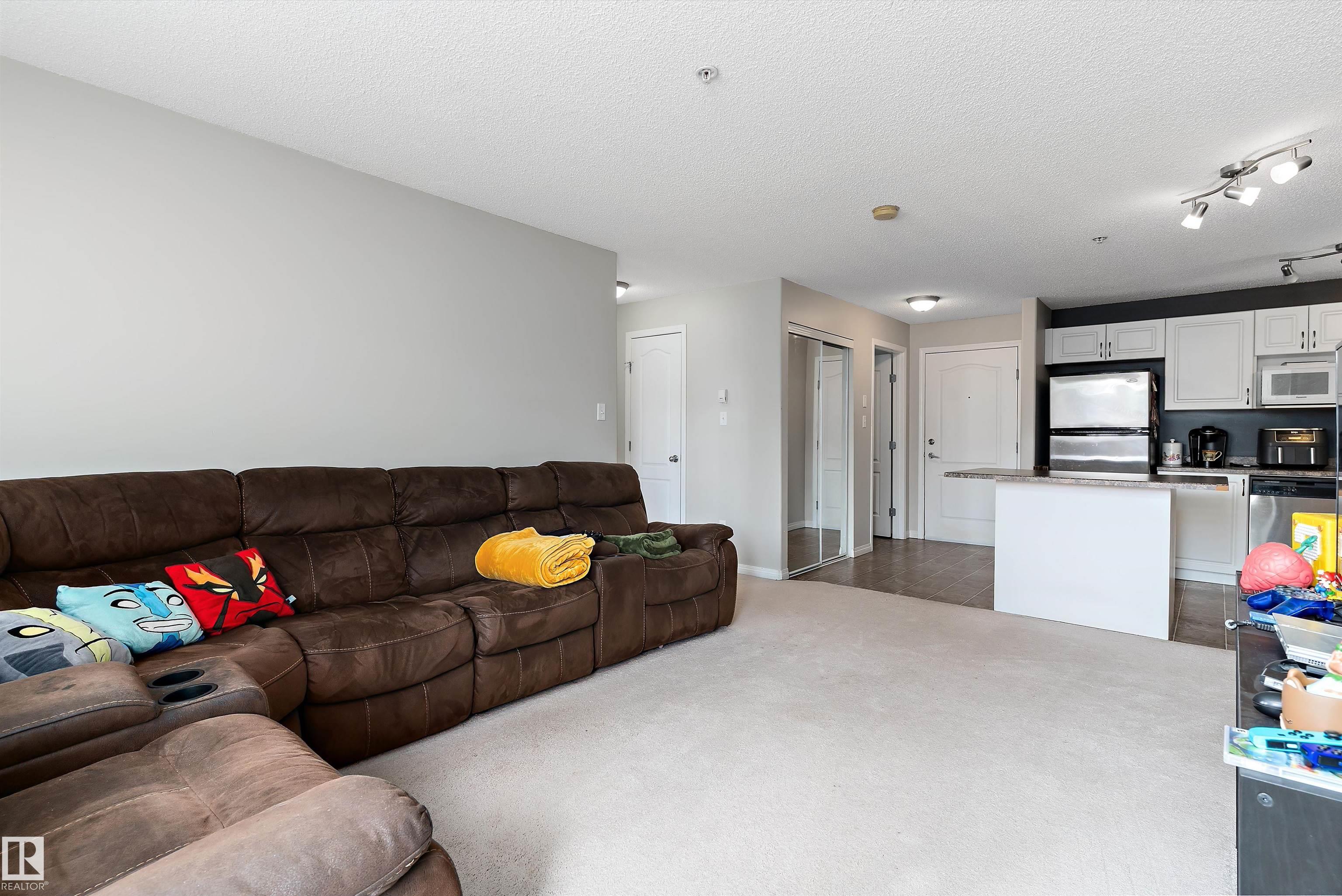 Photo 11 at 1110 - 7339 South Terwillegar Drive NW, South Terwillegar, Edmonton