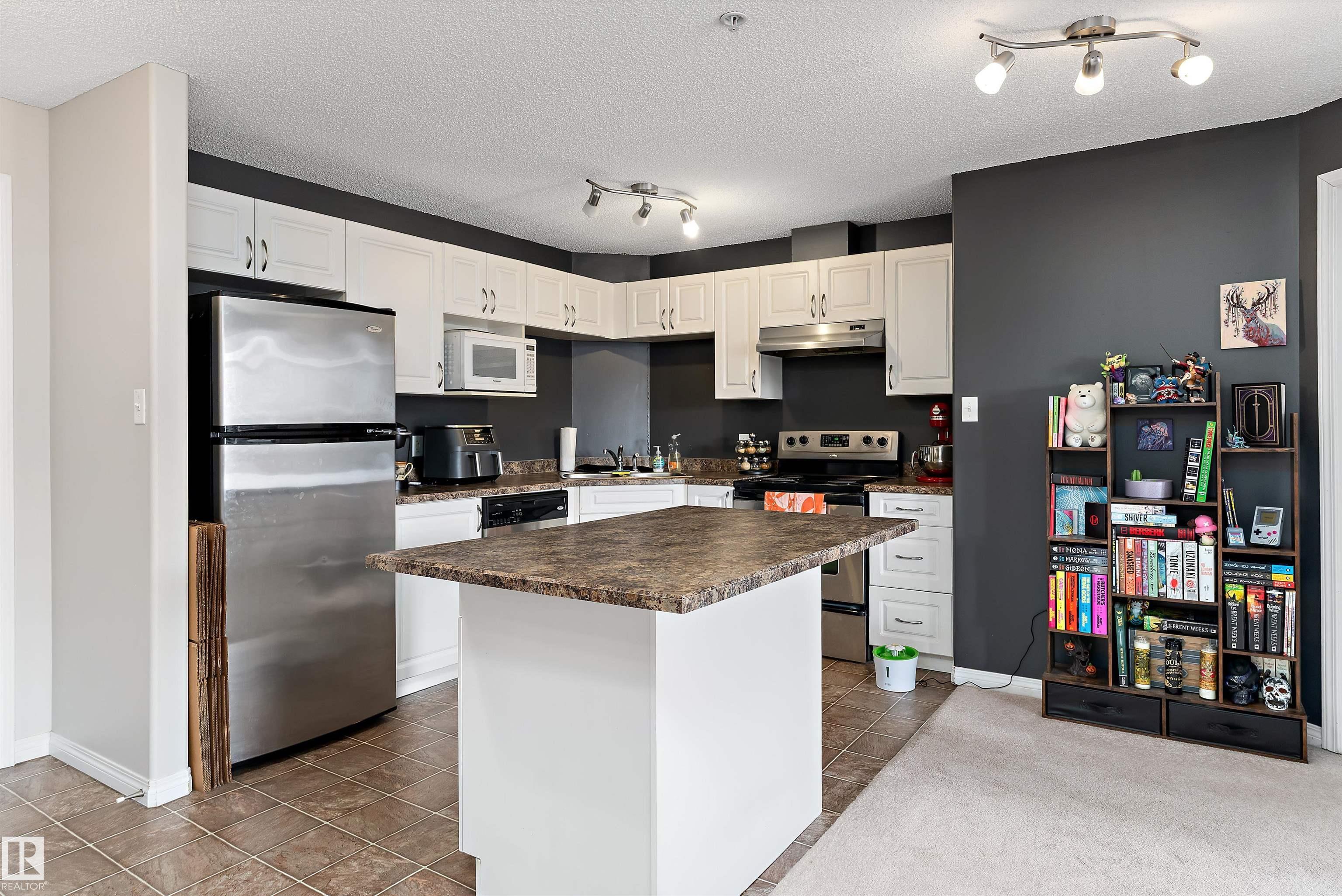 Photo 4 at 1110 - 7339 South Terwillegar Drive NW, South Terwillegar, Edmonton