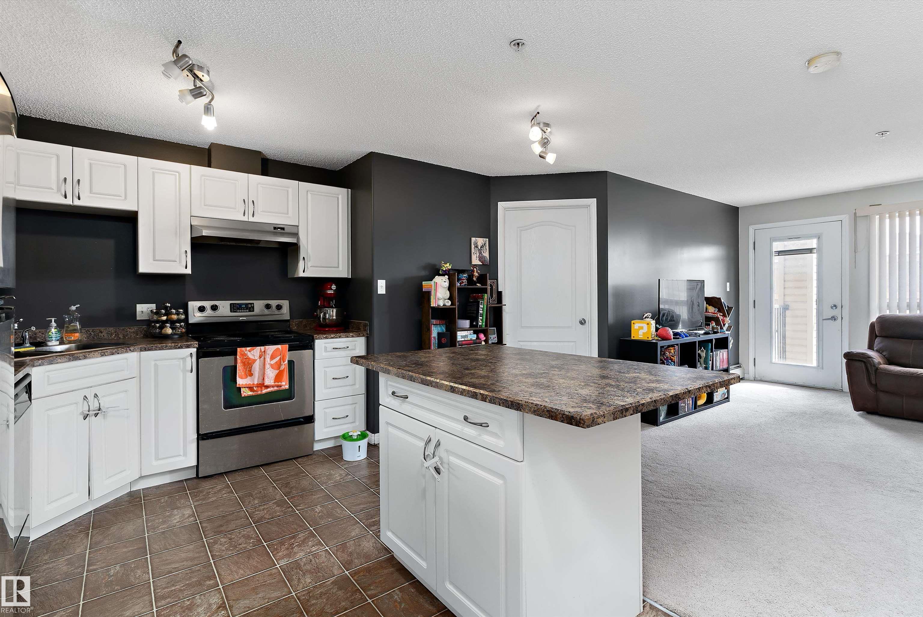 Photo 6 at 1110 - 7339 South Terwillegar Drive NW, South Terwillegar, Edmonton