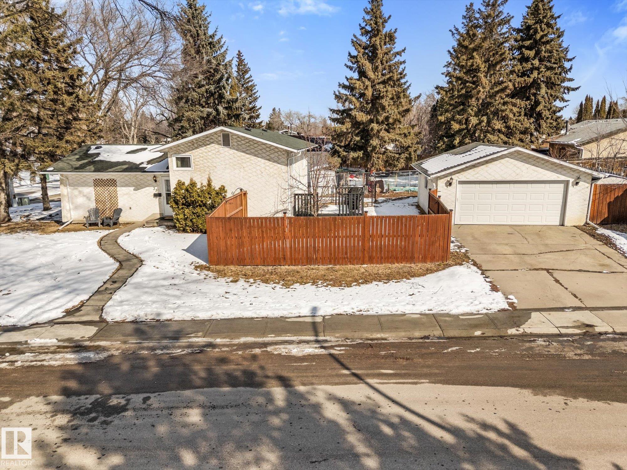 33 Meredian Road, Mills Haven, Sherwood Park