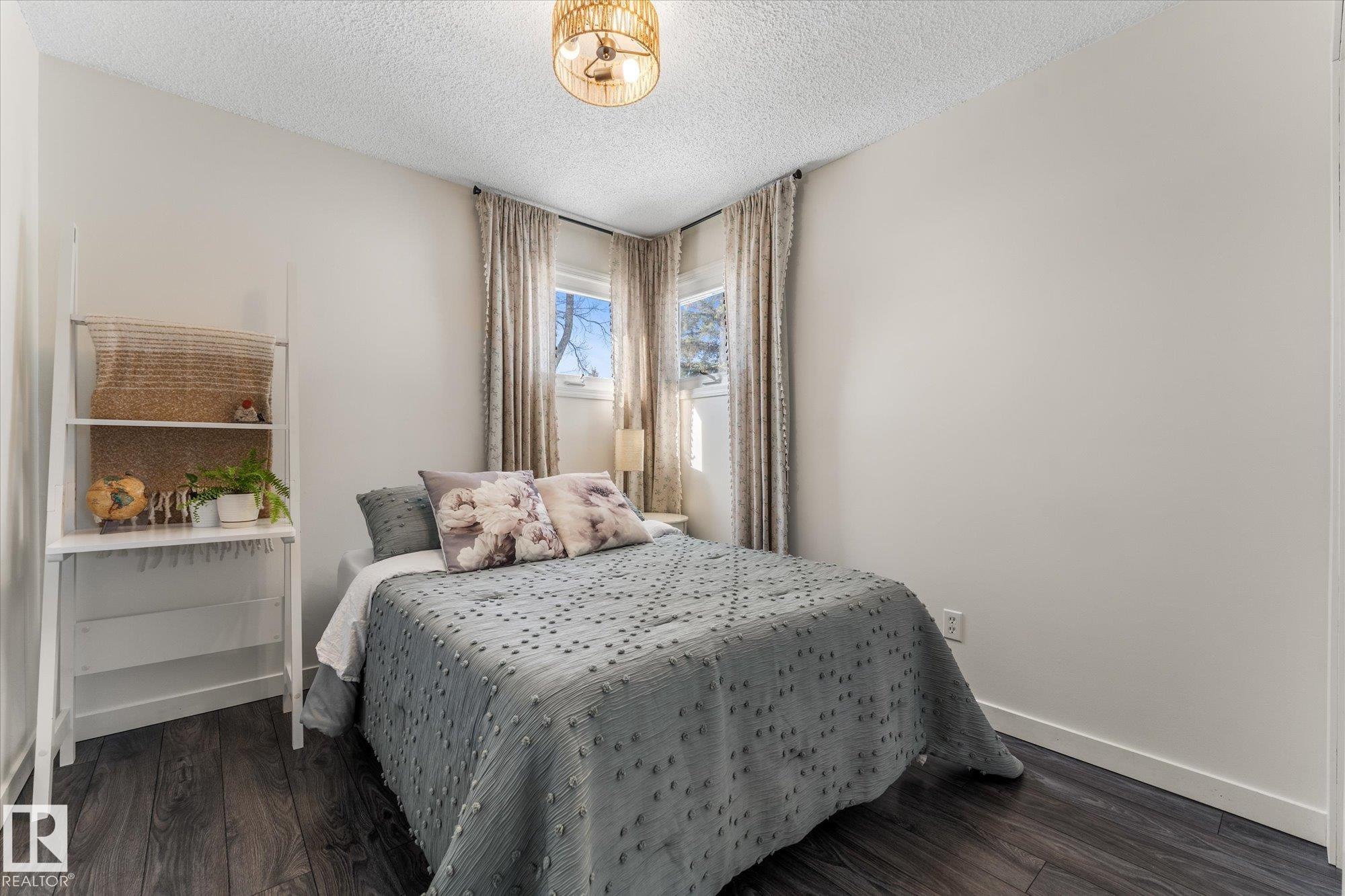 Photo 21 at 33 Meredian Road, Mills Haven, Sherwood Park