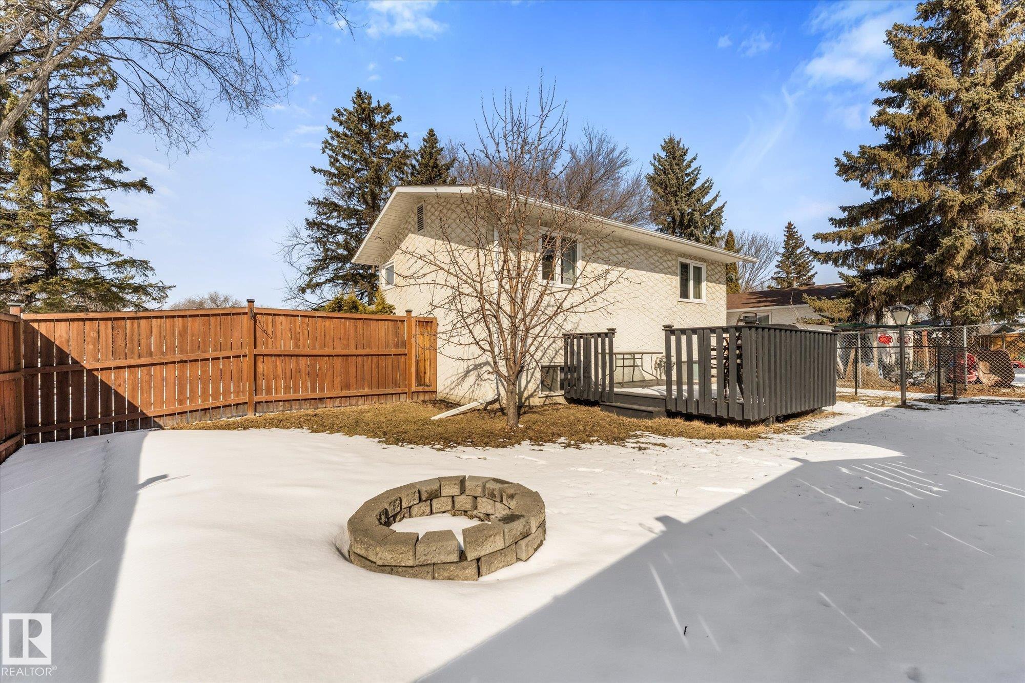 Photo 28 at 33 Meredian Road, Mills Haven, Sherwood Park