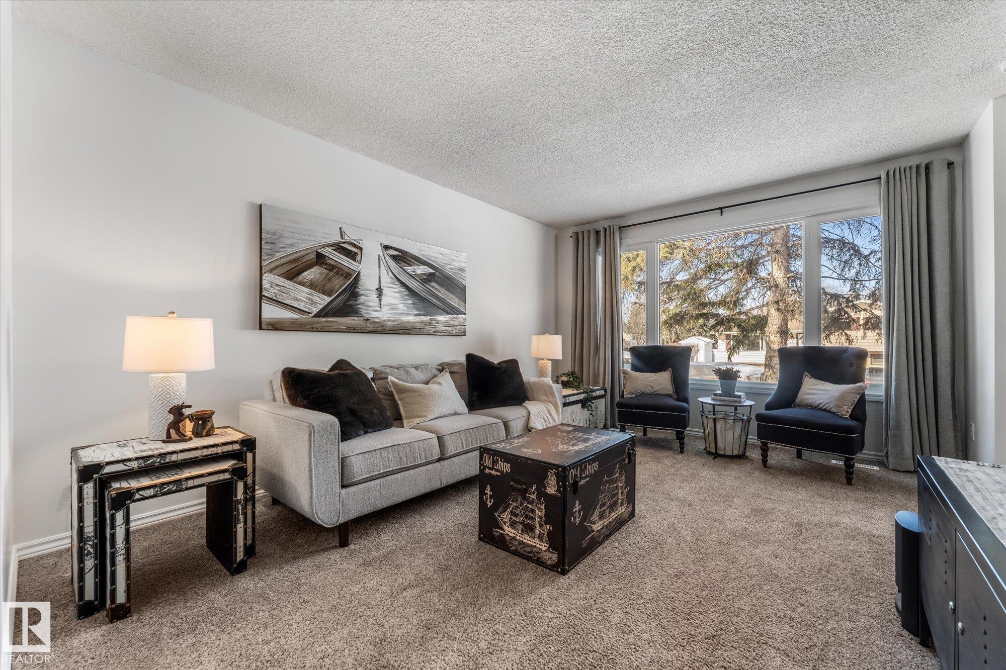 Photo 6 at 33 Meredian Road, Mills Haven, Sherwood Park