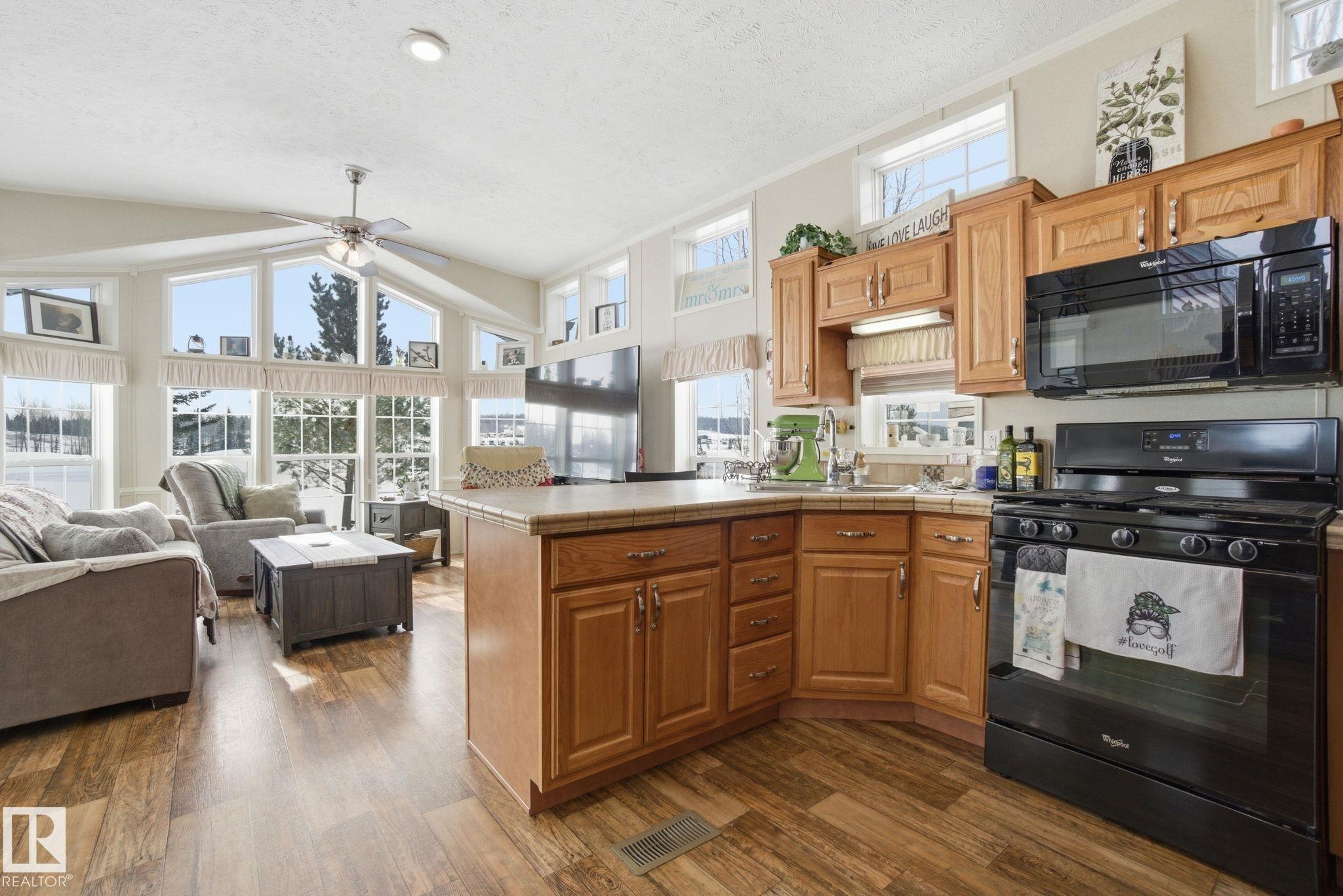 Photo 9 at 223 53126 Range Road 70, Trestle Creek Golf Resort, Rural Parkland County