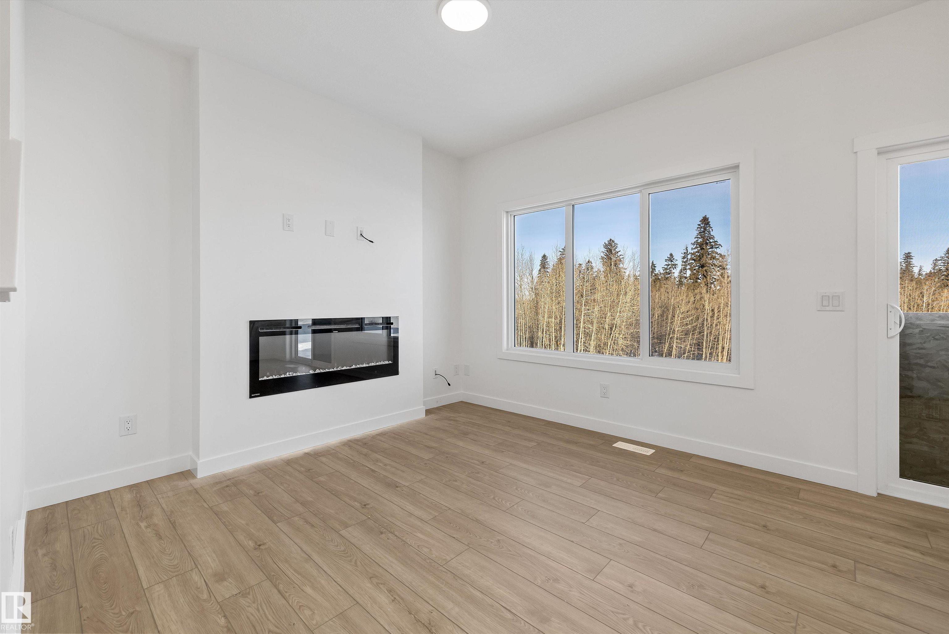 Photo 18 at 1054 Cristall Crescent SW, Chappelle Area, Edmonton