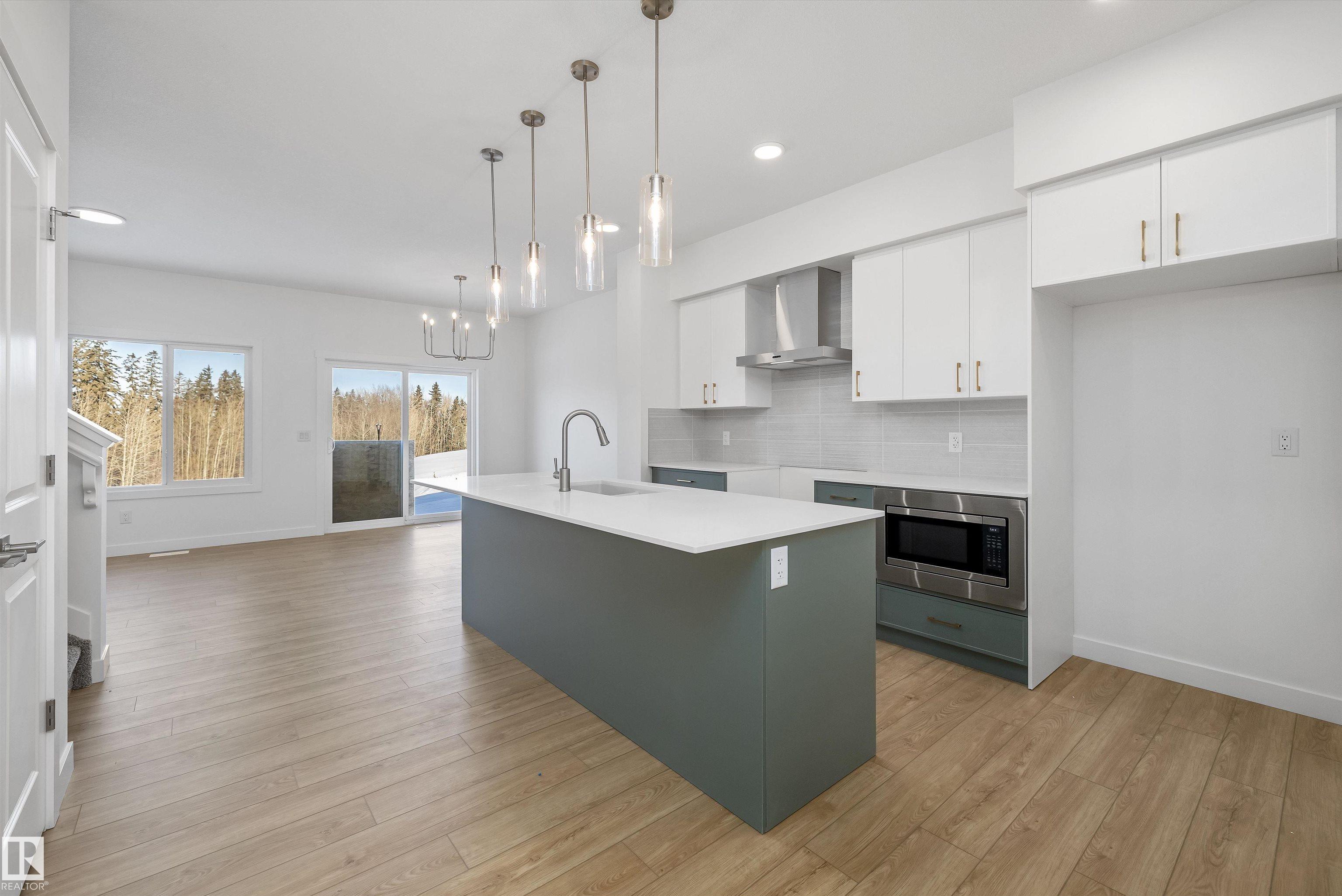 1064 Cristall Crescent SW, Chappelle Area, Edmonton