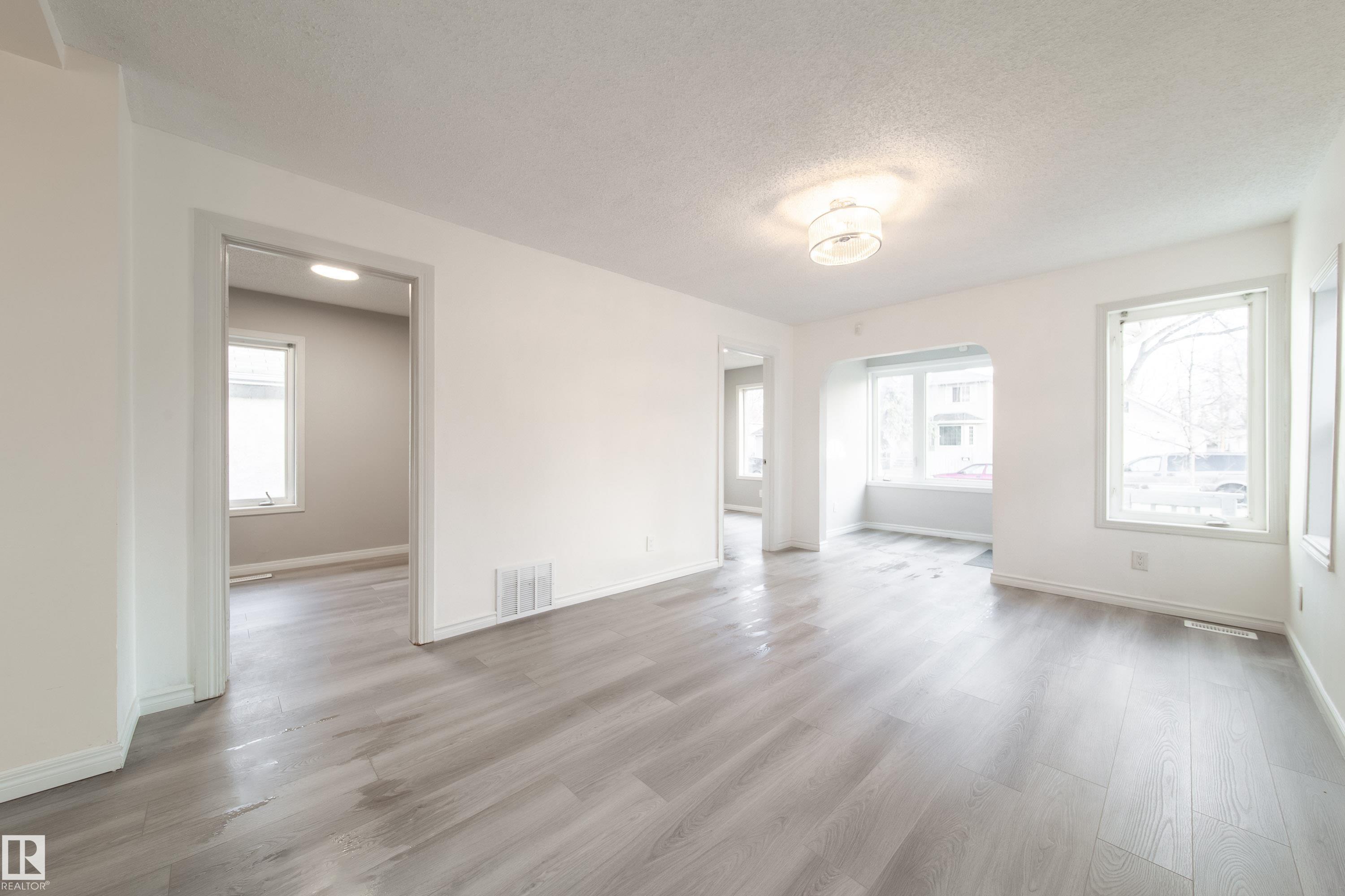 11912 77 Street NW, Eastwood, Edmonton