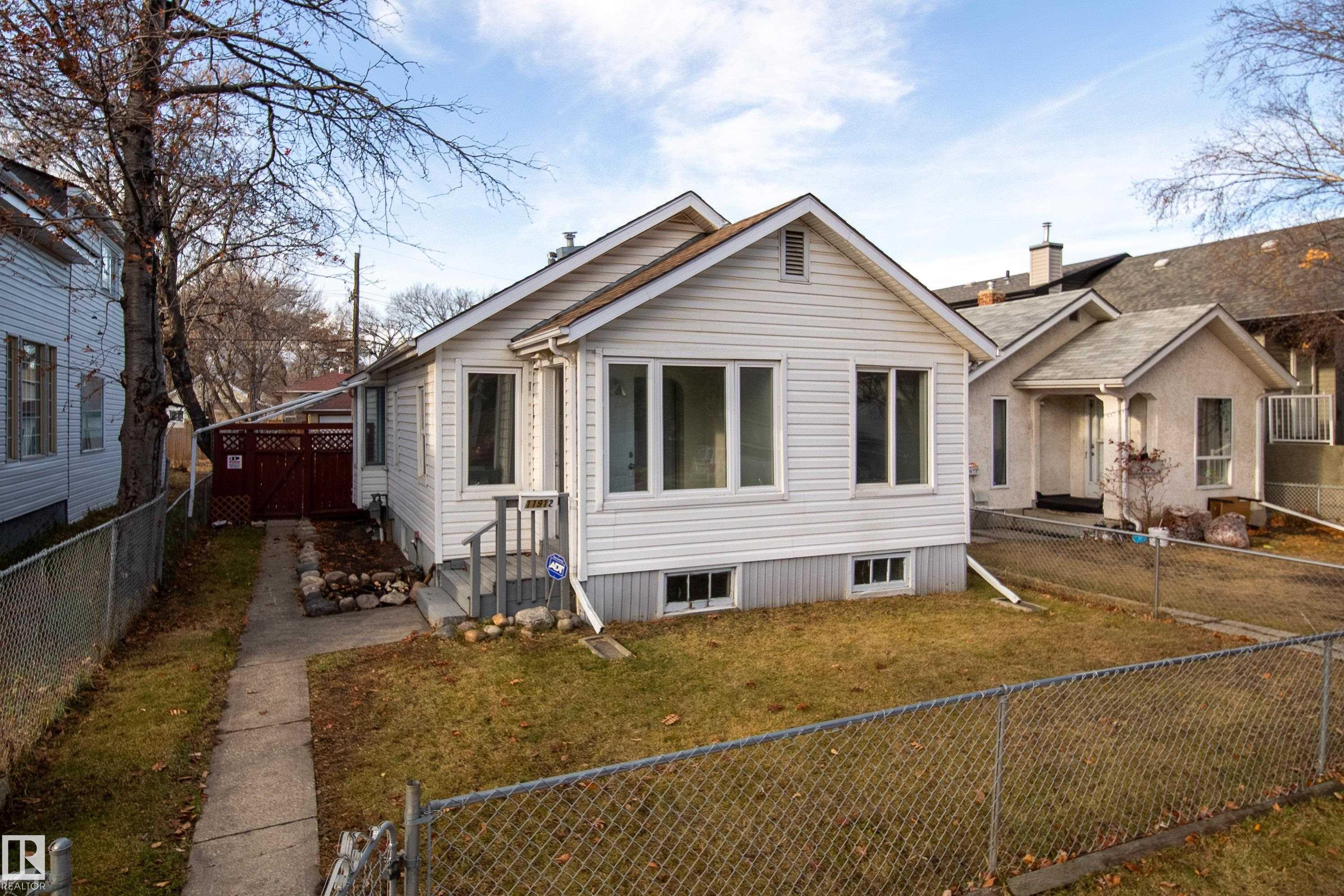 11912 77 Street NW, Eastwood, Edmonton