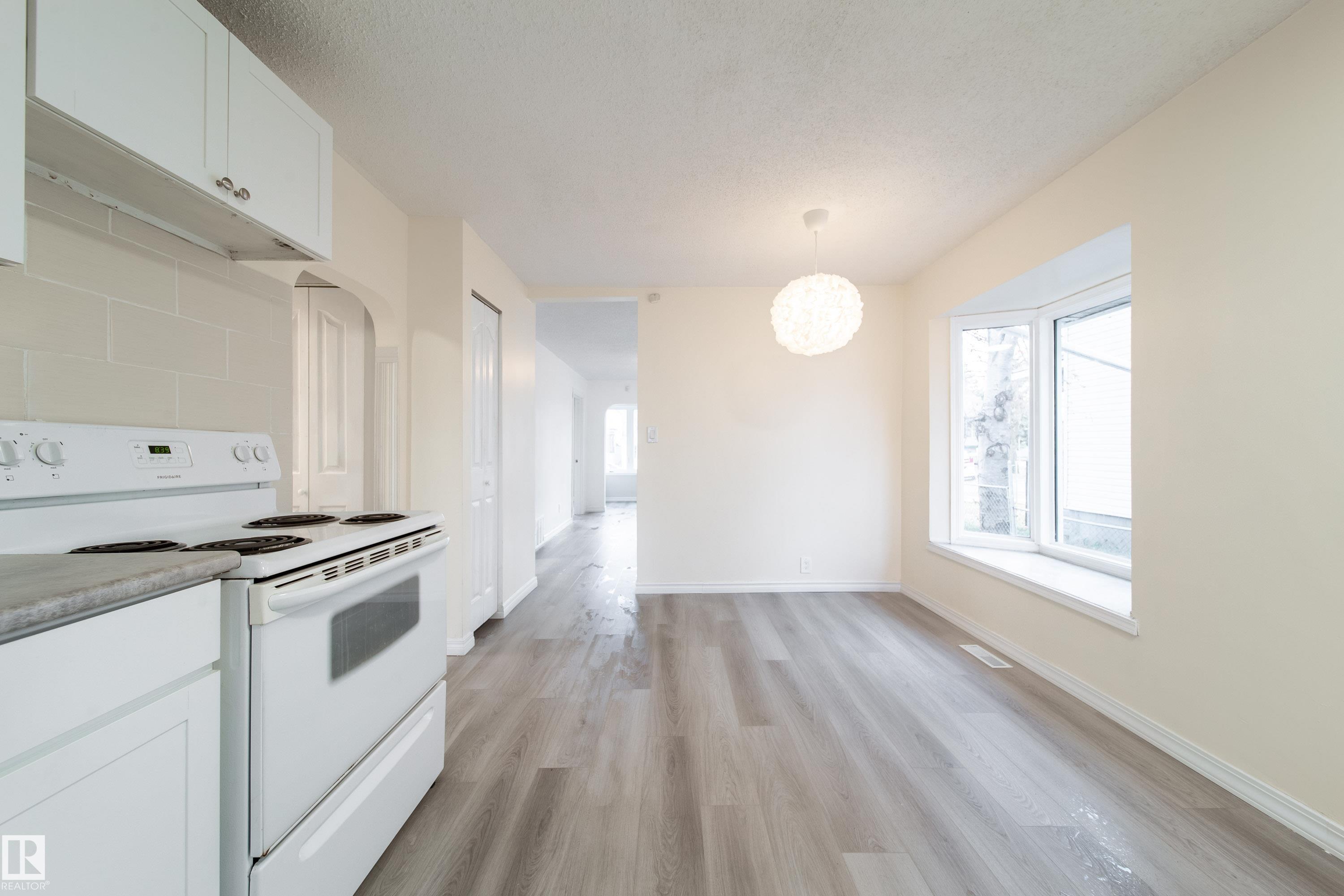 Photo 19 at 11912 77 Street NW, Eastwood, Edmonton