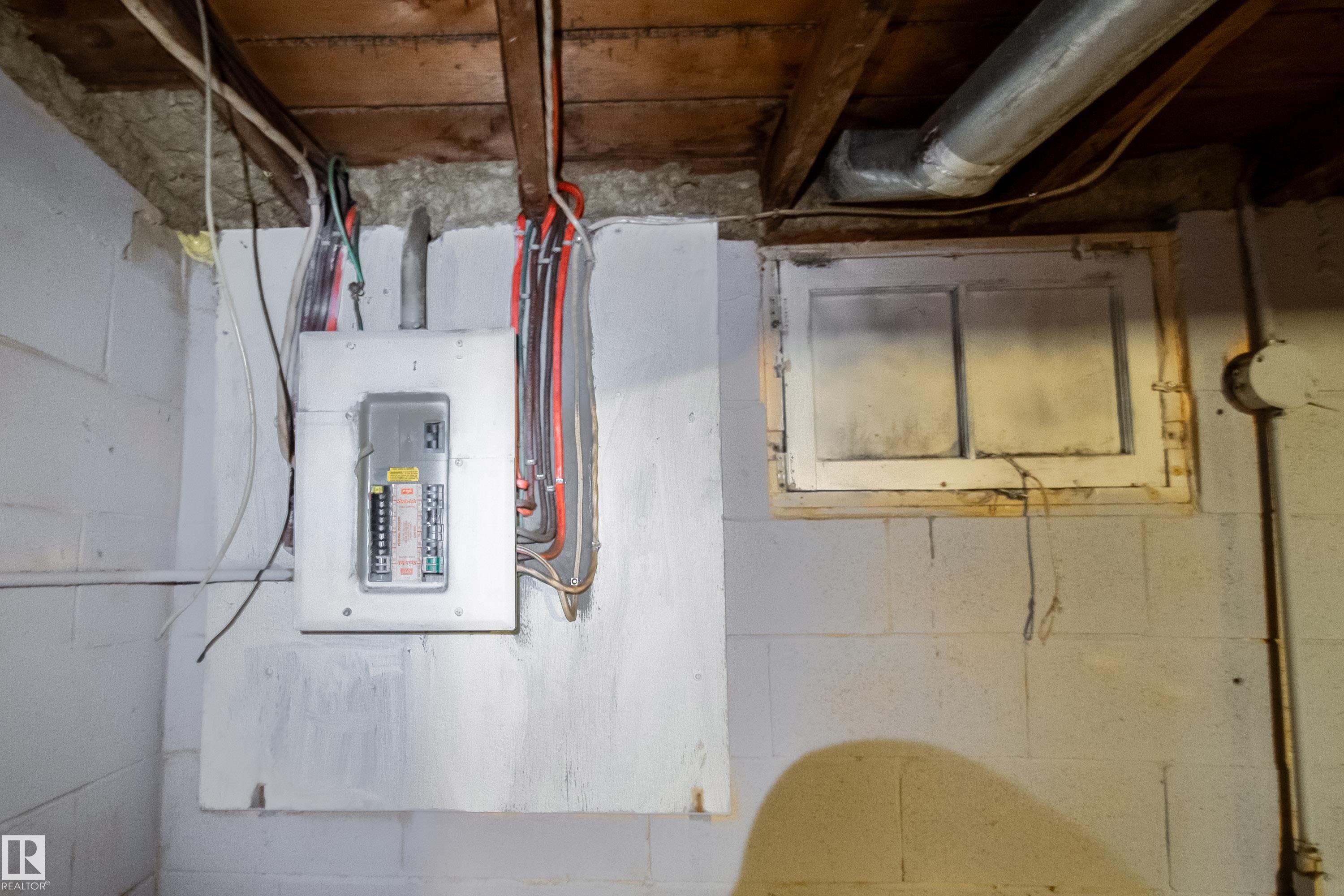 Photo 26 at 11912 77 Street NW, Eastwood, Edmonton