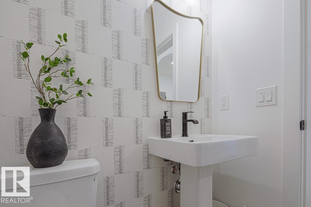 Photo 7 at 4551 Warbler Loop NW, Kinglet Gardens, Edmonton