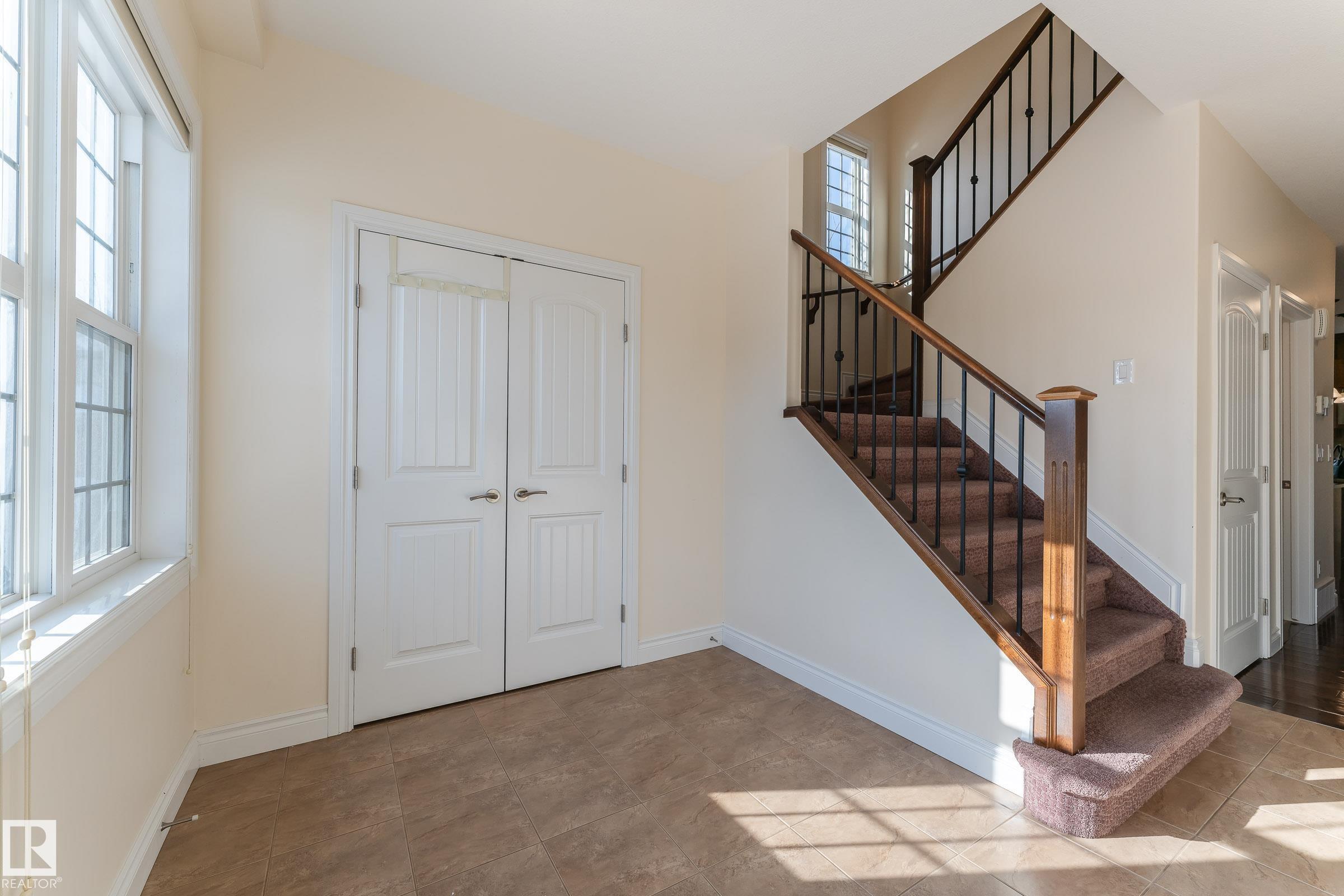 5512 Conestoga NW, Griesbach, Edmonton