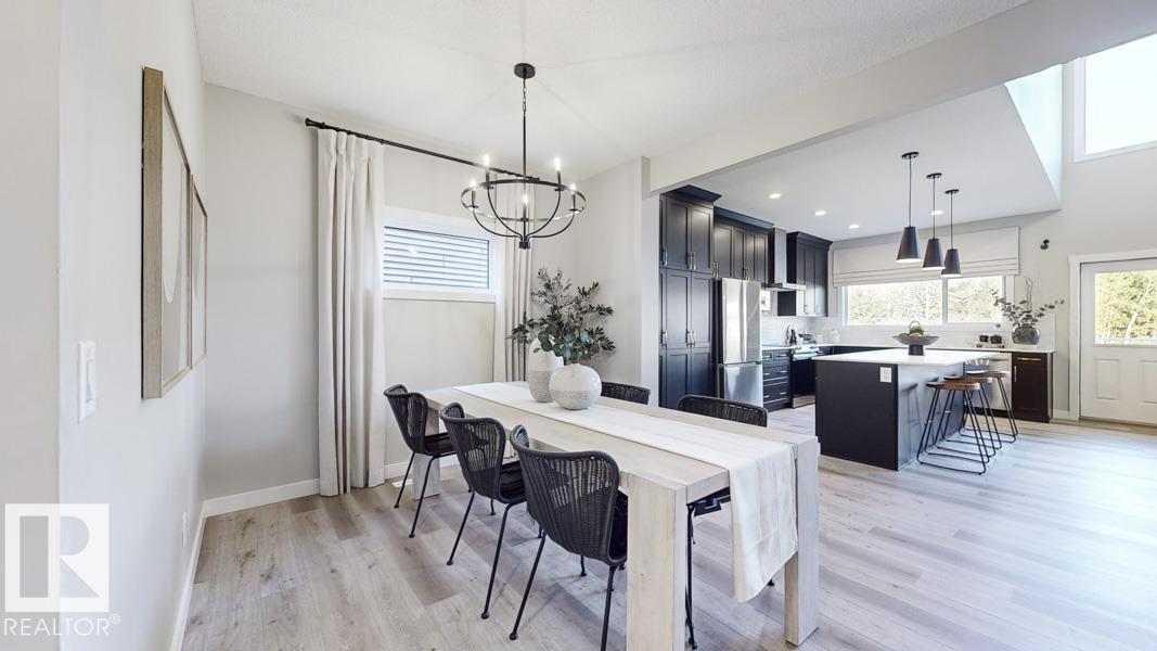 Photo 13 at 20707 40 Avenue NW, Edgemont, Edmonton