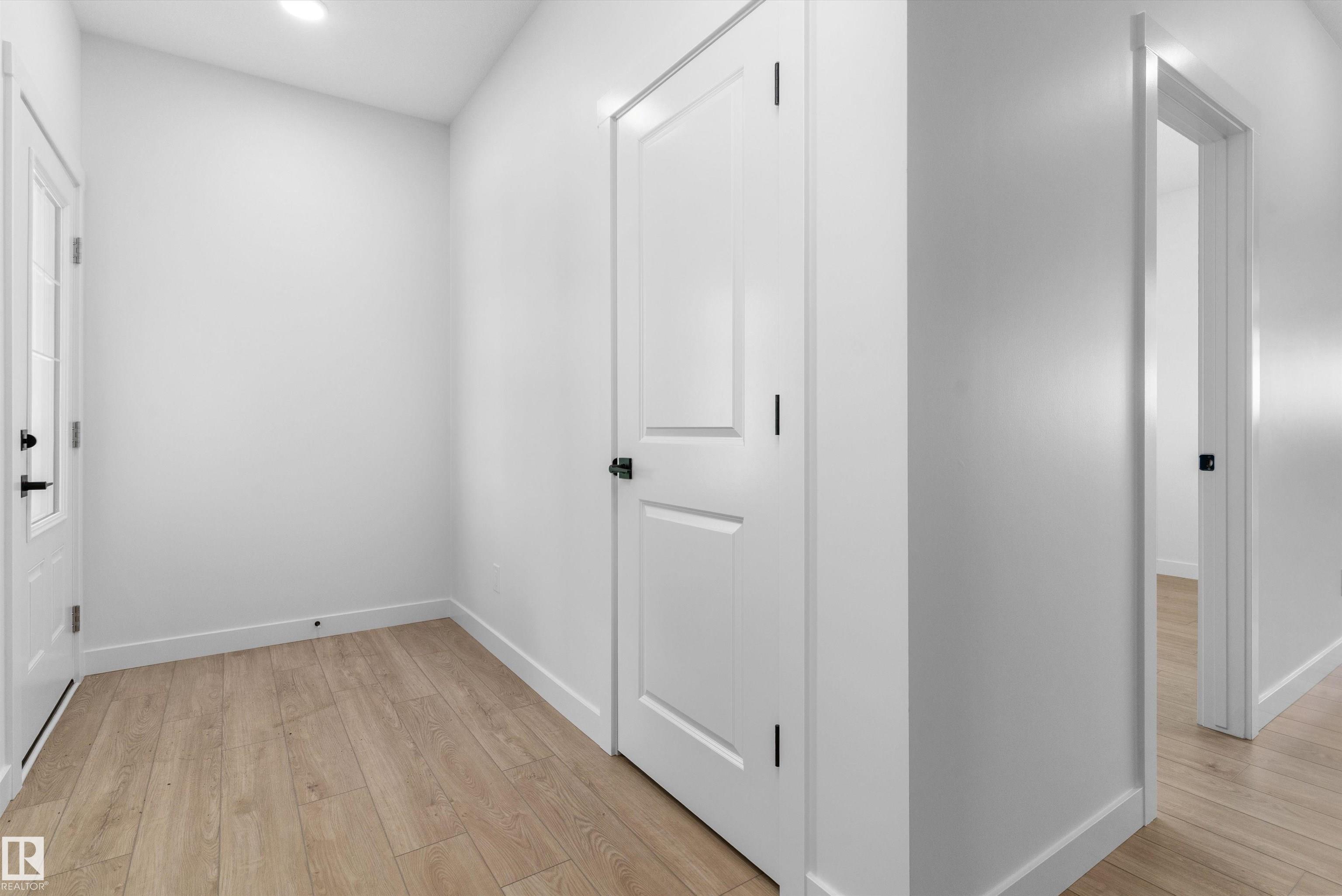 https://zimg.paragon.ice.com/ParagonImages/Property/PM/RAE/225393002/21/0/0/05326ac5a9440e3b5021a2d01d110fe7/1/93277d28cc26c6e55feeefe531e2f9ef/225393002-225f1269-91f8-4e22-84c7-346a5a760951.JPG