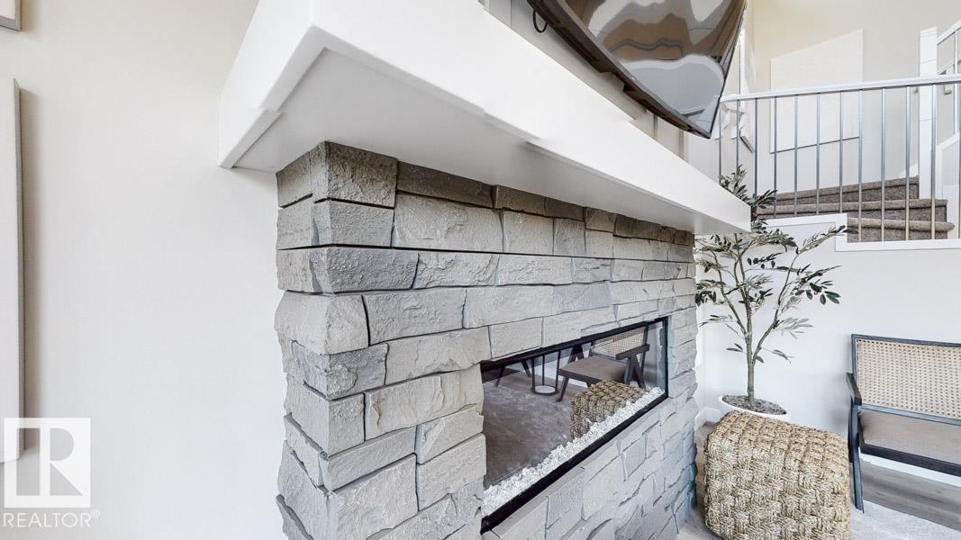 Photo 23 at 20707 40 Avenue NW, Edgemont, Edmonton