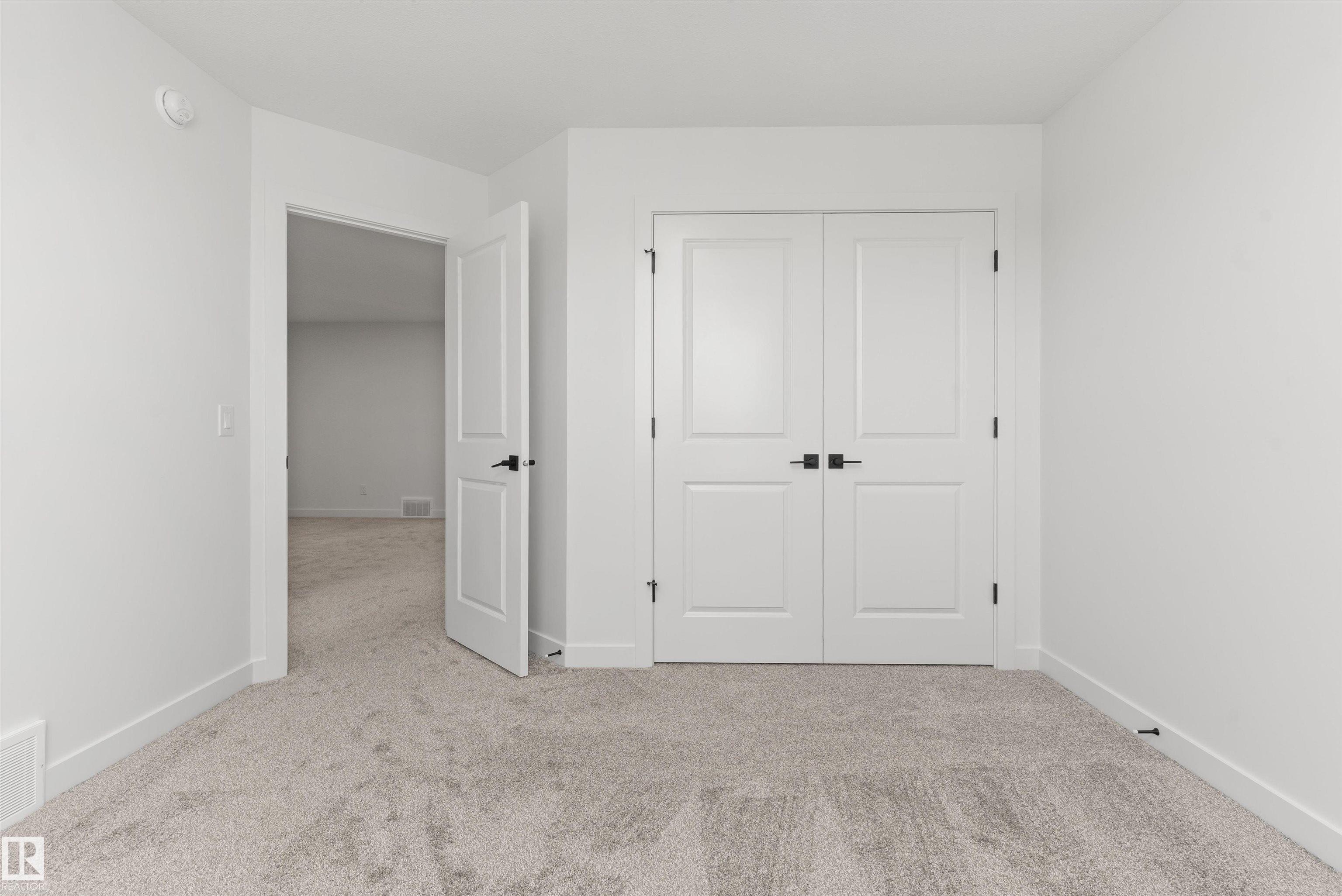 https://zimg.paragon.ice.com/ParagonImages/Property/PM/RAE/225393002/24/0/0/29e0bb24da4bba81d3a88b08ca5de038/1/93277d28cc26c6e55feeefe531e2f9ef/225393002-47bbbca2-ee00-4223-8d32-d33021bc8fe4.JPG
