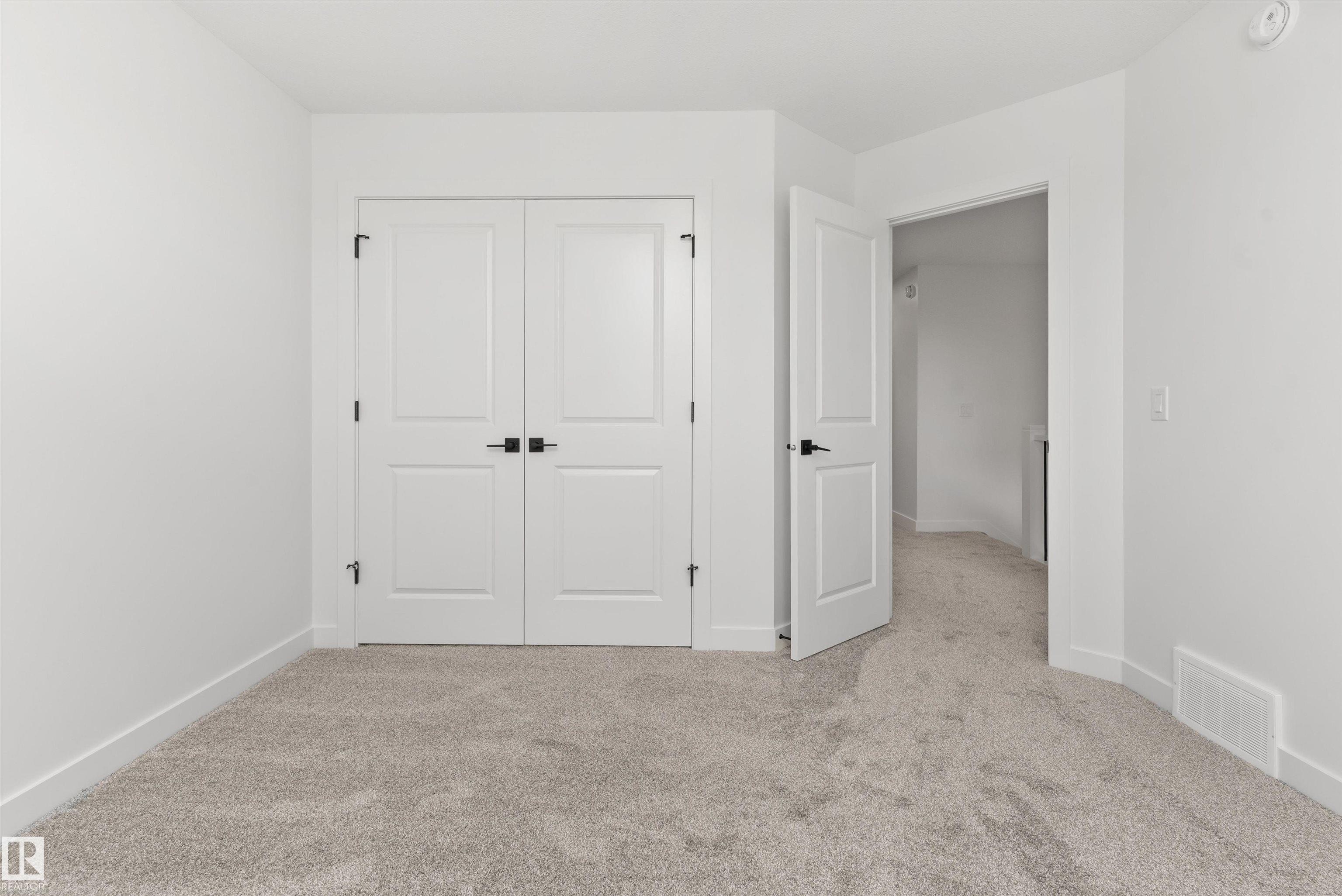 https://zimg.paragon.ice.com/ParagonImages/Property/PM/RAE/225393002/26/0/0/daf9af401abaf97a2e2995803c36cdcd/1/93277d28cc26c6e55feeefe531e2f9ef/225393002-a26e4152-e0a7-4d84-828d-c9427fcc9160.JPG
