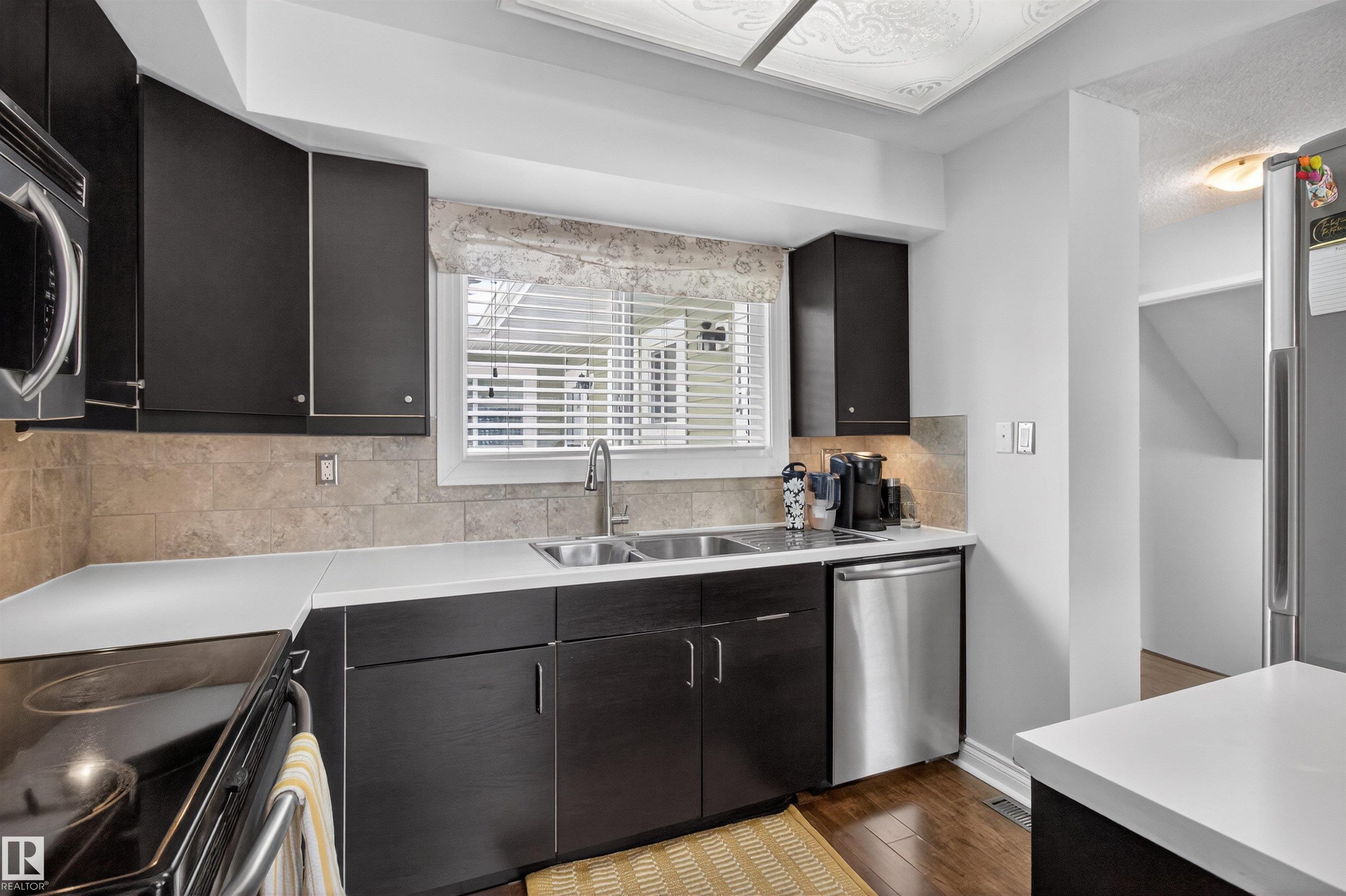 Photo 8 at 14 - 1820 56 Street NW, Meyokumin, Edmonton