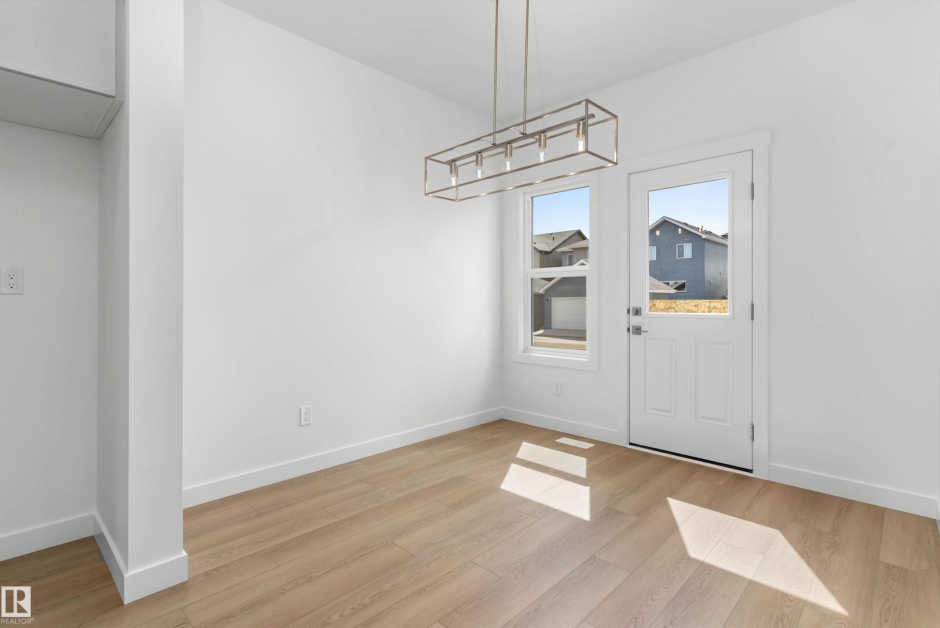https://zimg.paragon.ice.com/ParagonImages/Property/PM/RAE/225393006/11/0/0/ef476987bca36ca442c4b3234bb8e889/1/7c4ea06c93ade350881c49a126653fea/225393006-a03f5448-bcbf-4e60-b3f3-2bee9ad1f51b.JPG