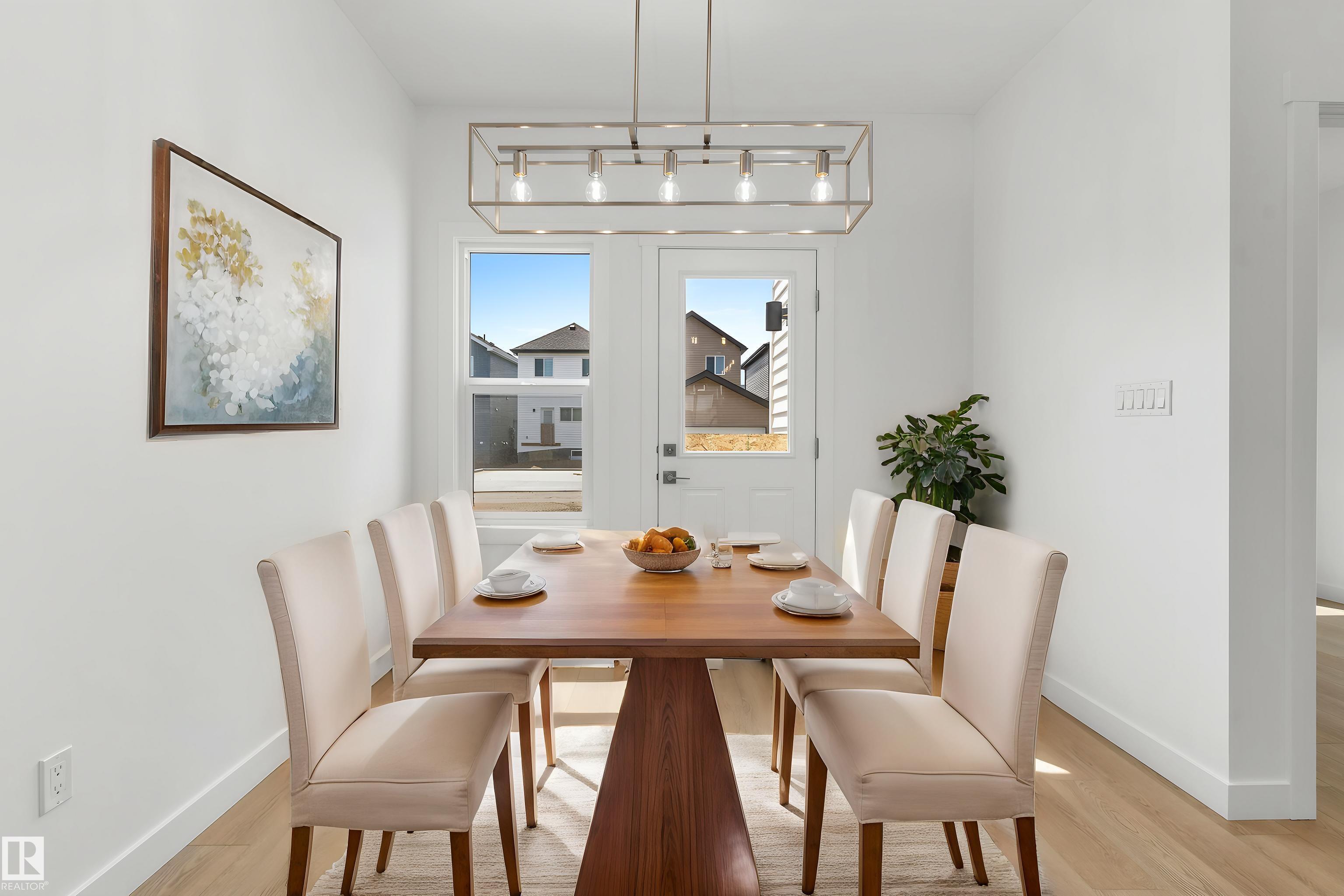 https://zimg.paragon.ice.com/ParagonImages/Property/PM/RAE/225393006/13/0/0/d922fb600f1497390f6c78982e935a55/1/7c4ea06c93ade350881c49a126653fea/225393006-9bfd04fb-a0b1-4c07-94ff-c1a048d9aa6e.JPG