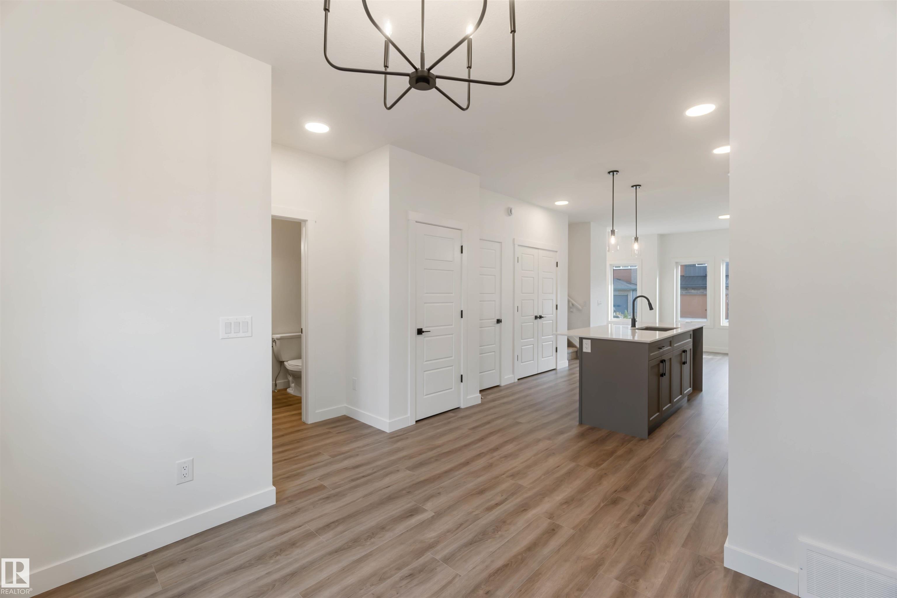 Photo 16 at 20635 43 Avenue NW, Edgemont, Edmonton