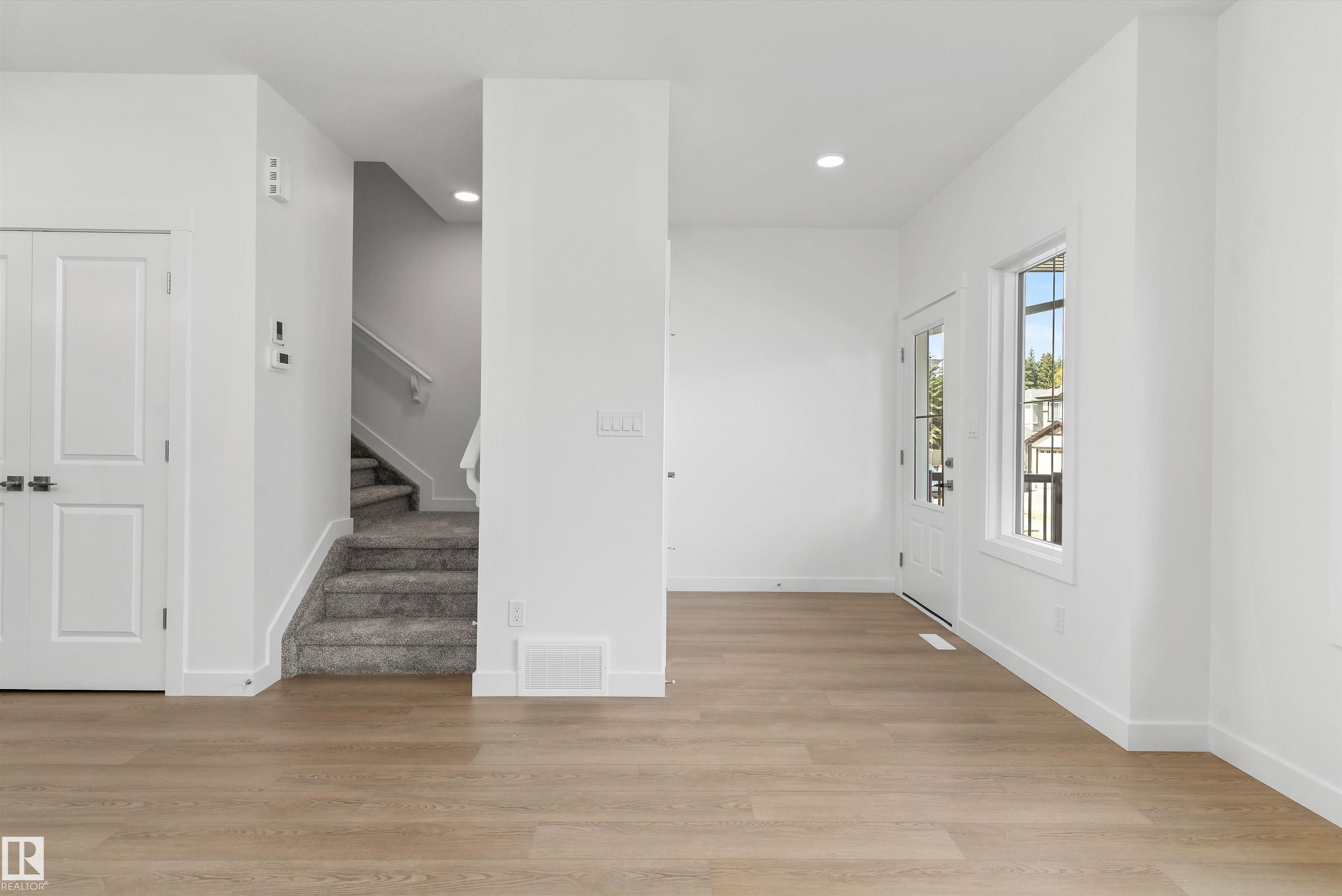 Picture for 20635 43 AV NW