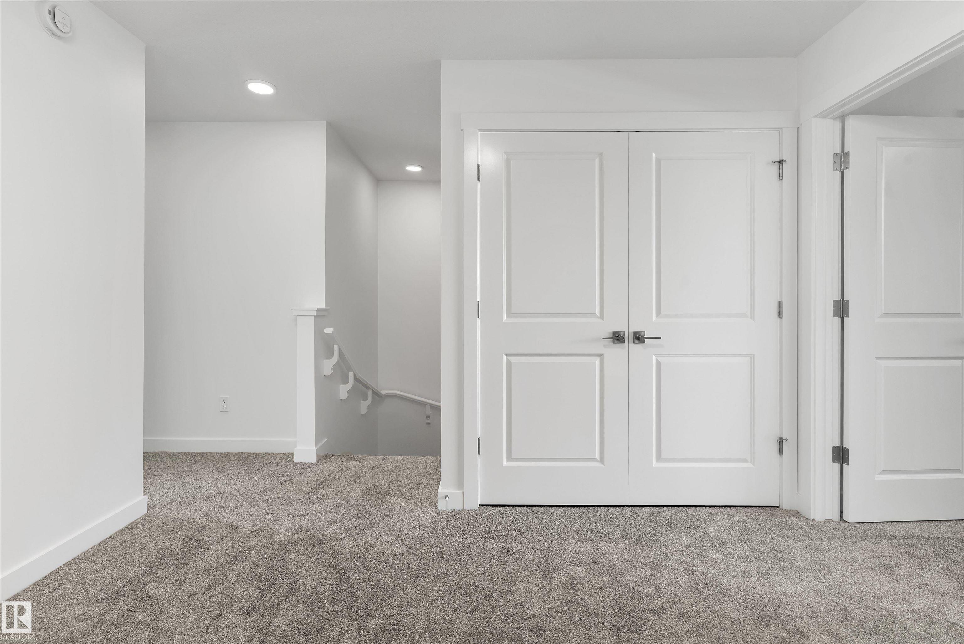 https://zimg.paragon.ice.com/ParagonImages/Property/PM/RAE/225393006/27/0/0/24e9ff898abda3cbf2dbbaef5fa1f6e0/1/7c4ea06c93ade350881c49a126653fea/225393006-4c86e8a1-e6d3-48de-b909-f07e1a08a406.JPG
