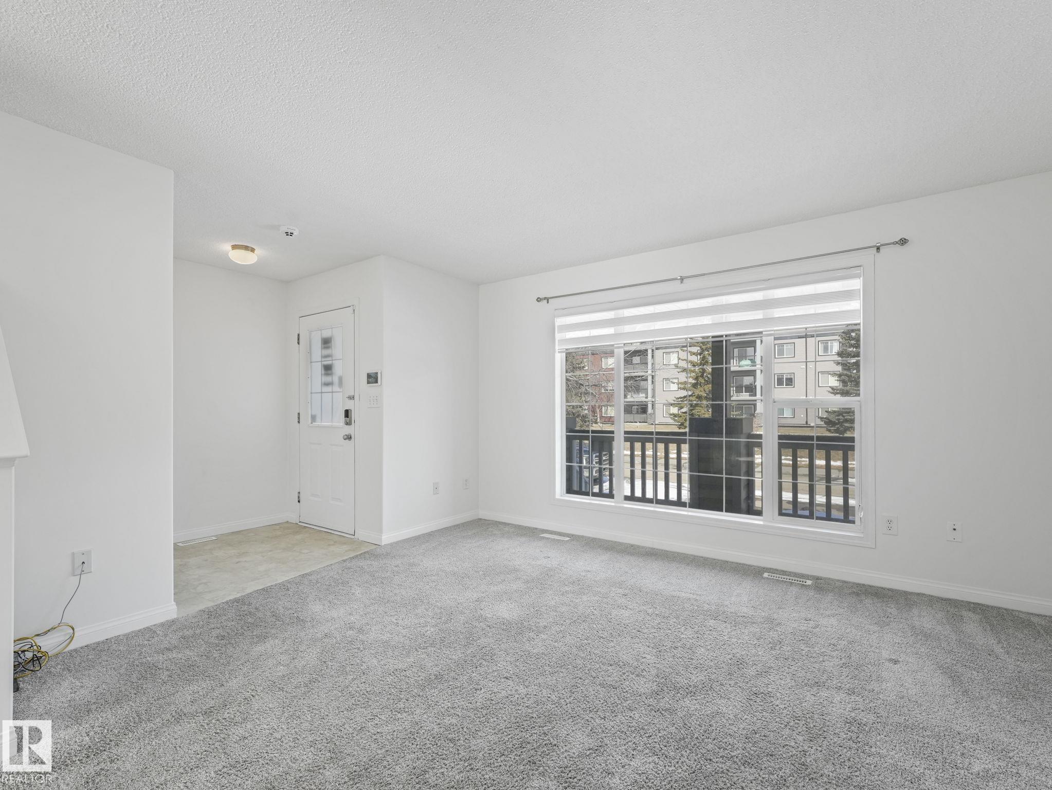 Photo 7 at 675 Mcallister Loop SW, Macewan, Edmonton