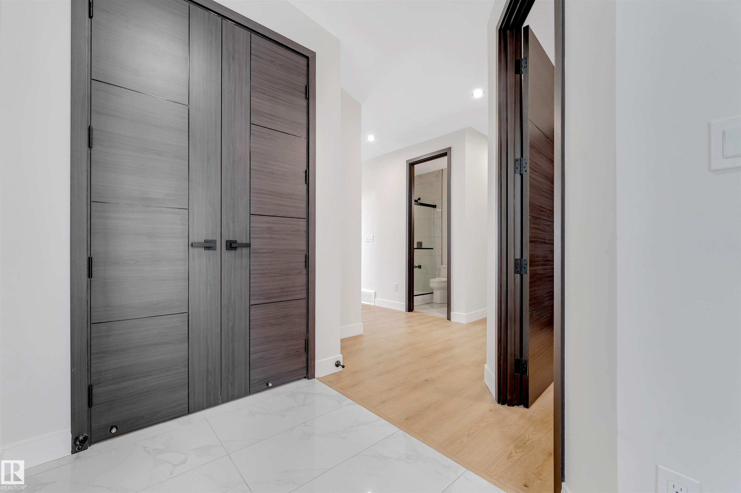 Photo 11 at 18127 94 Street NW, Klarvatten, Edmonton