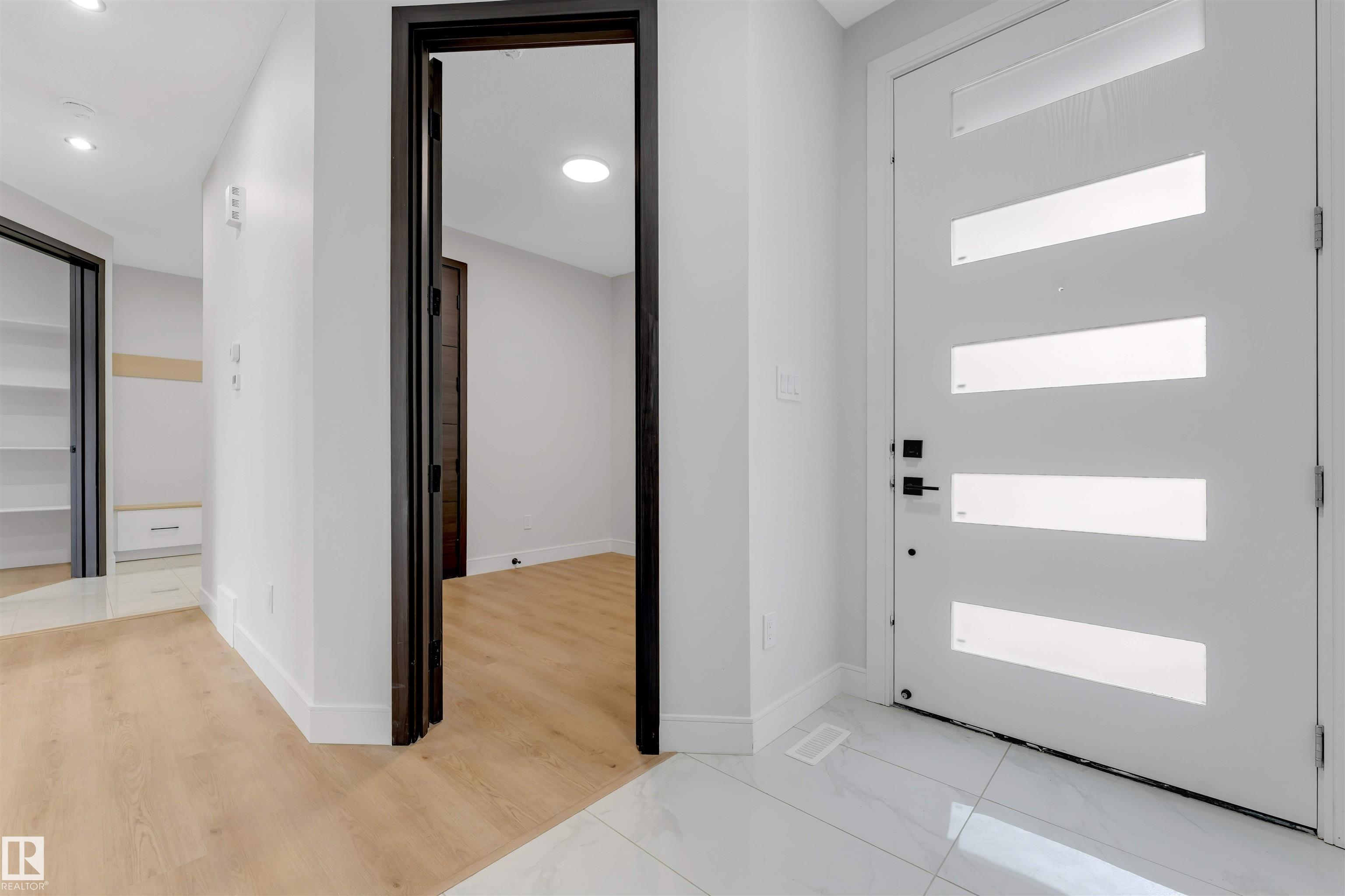 Photo 12 at 18127 94 Street NW, Klarvatten, Edmonton