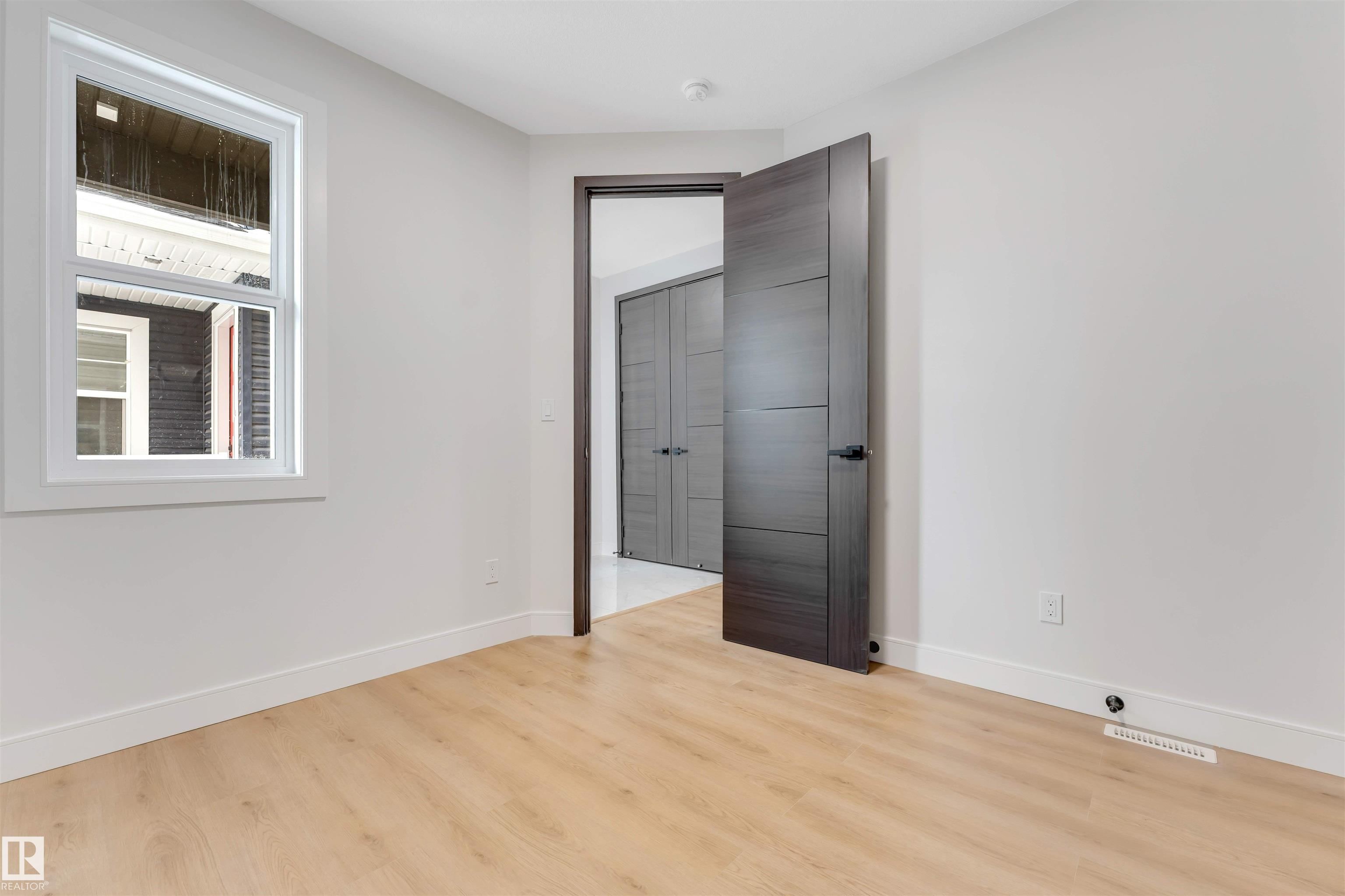 Photo 14 at 18127 94 Street NW, Klarvatten, Edmonton