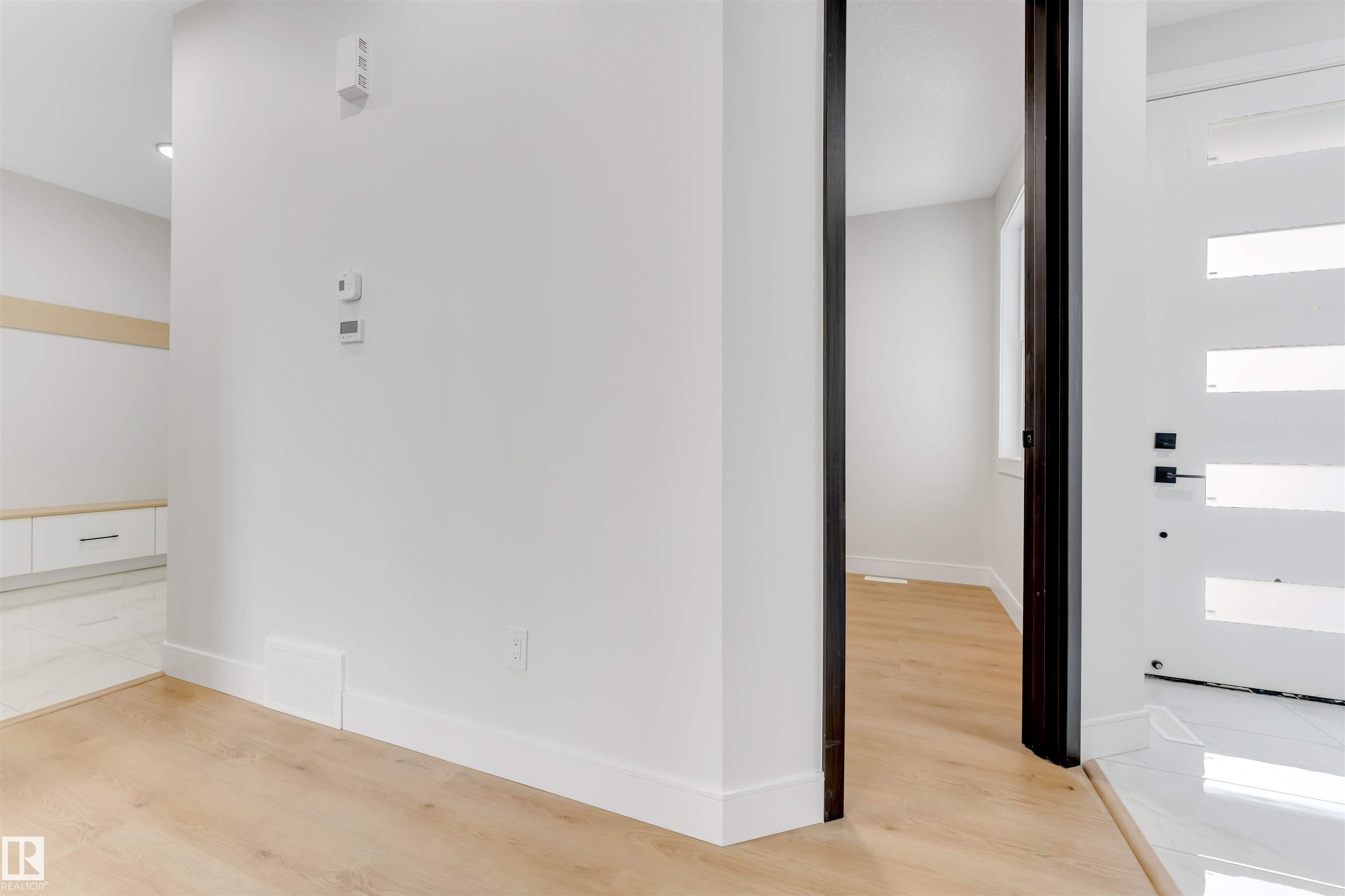 Photo 15 at 18127 94 Street NW, Klarvatten, Edmonton