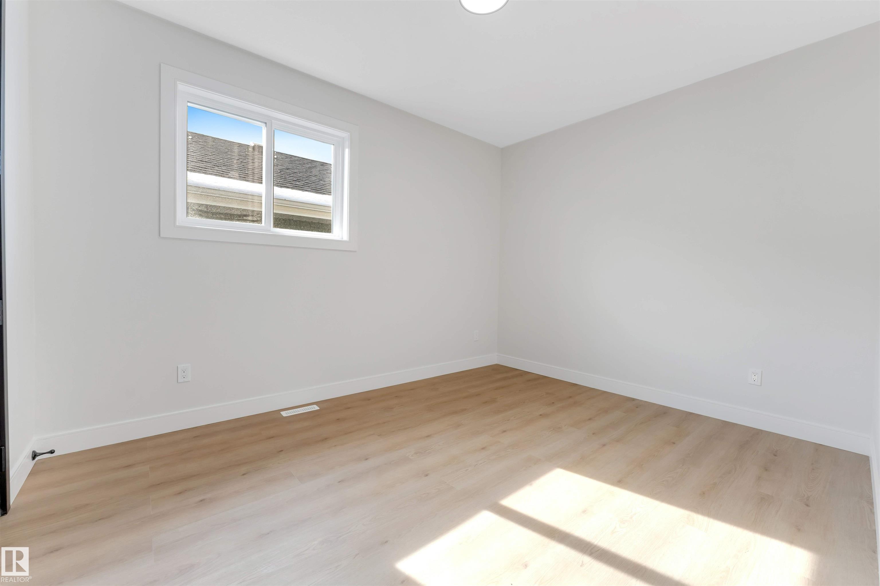 Photo 43 at 18127 94 Street NW, Klarvatten, Edmonton