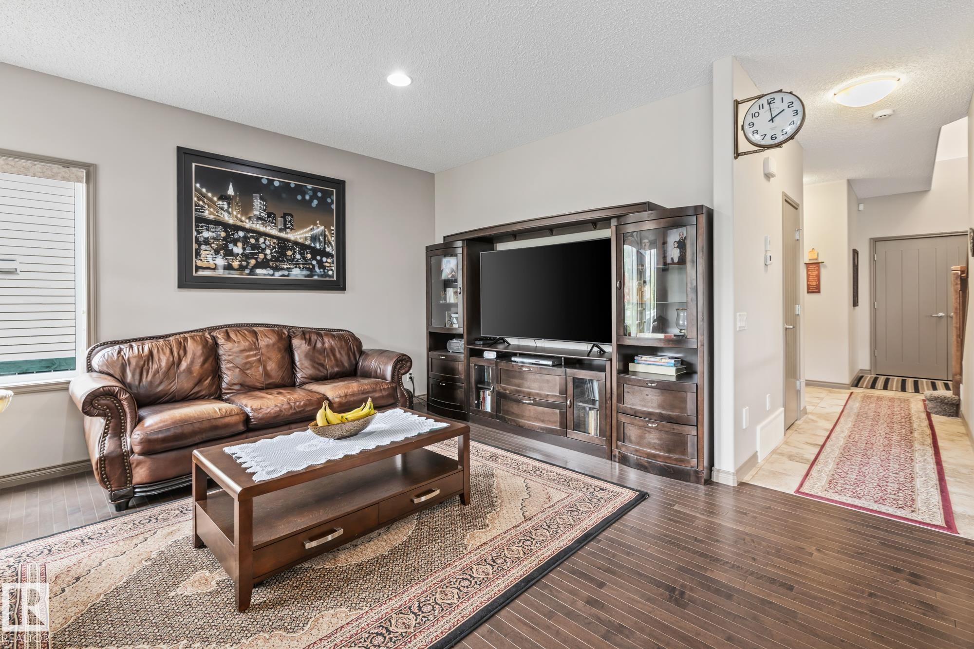 Photo 12 at 9520 206 Street NW, Webber Greens, Edmonton