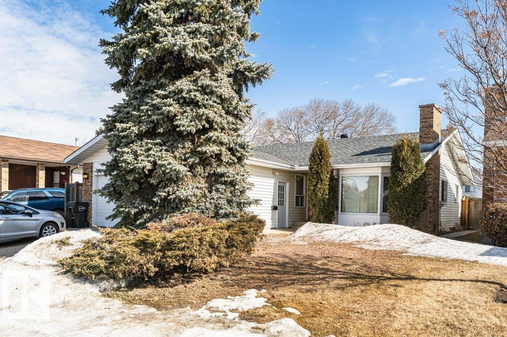 6208 11 Avenue NW, Sakaw, Edmonton