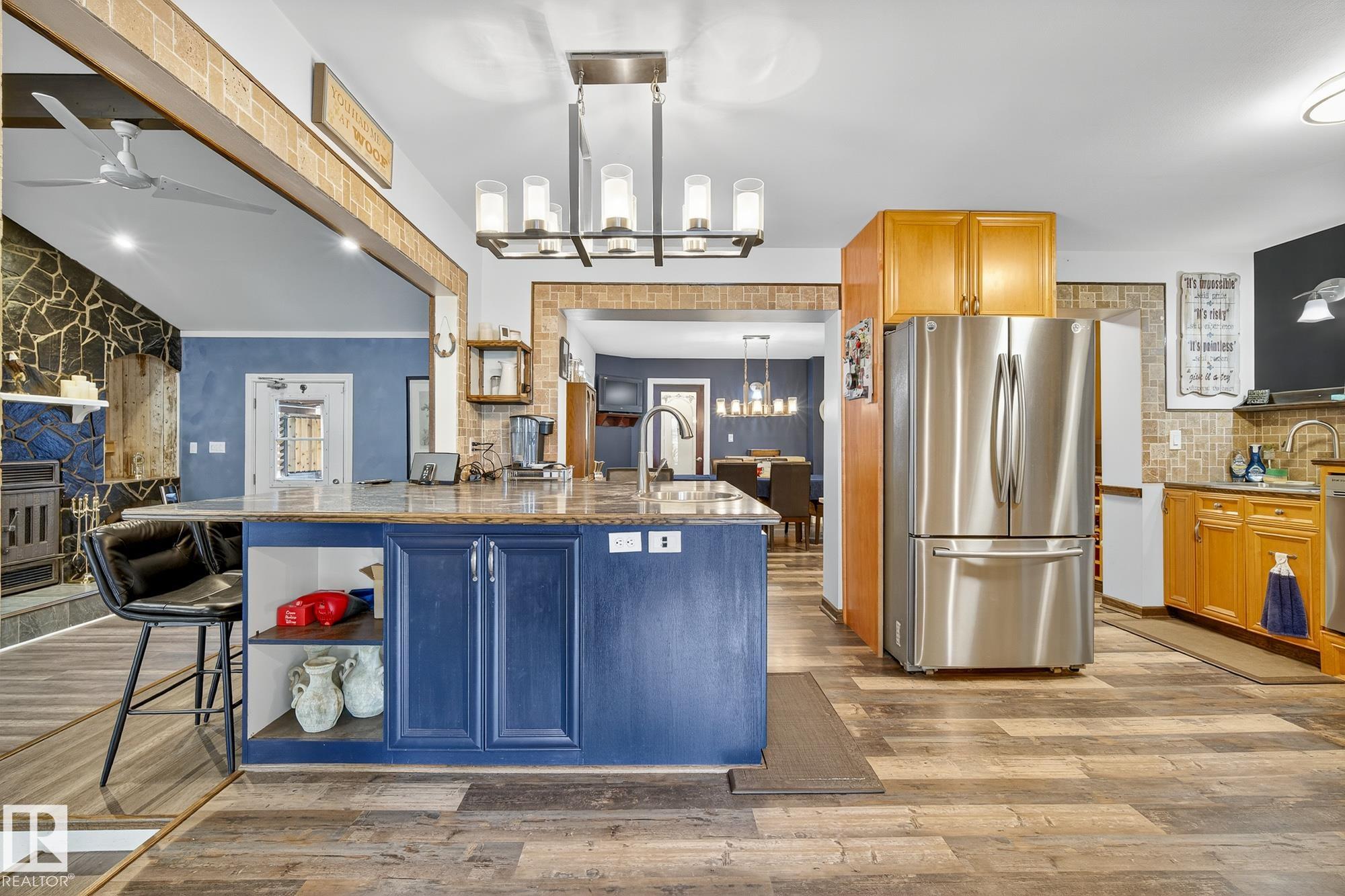 Photo 12 at 127 Pine Street, Sherwood Heights, Sherwood Park