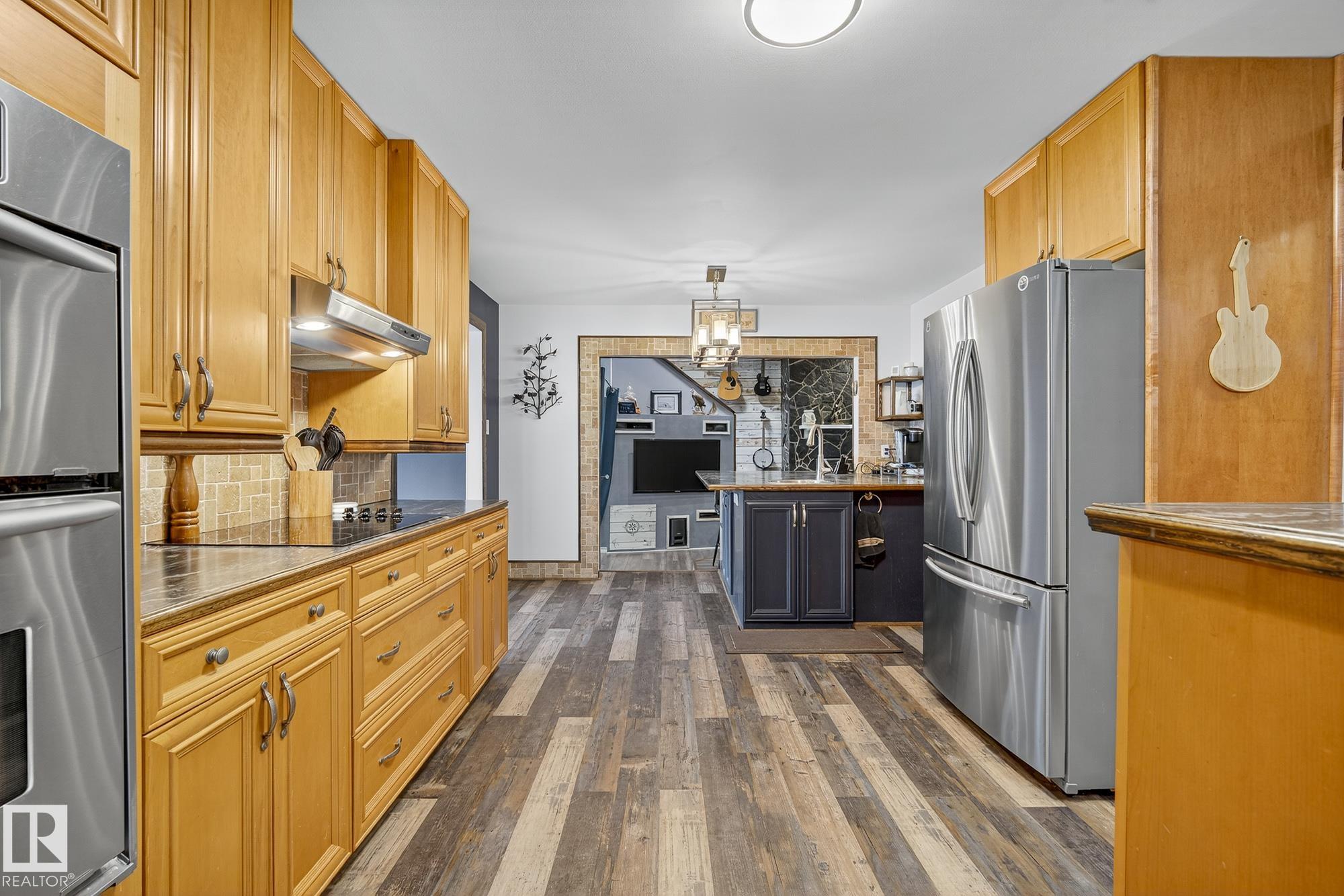 Photo 15 at 127 Pine Street, Sherwood Heights, Sherwood Park