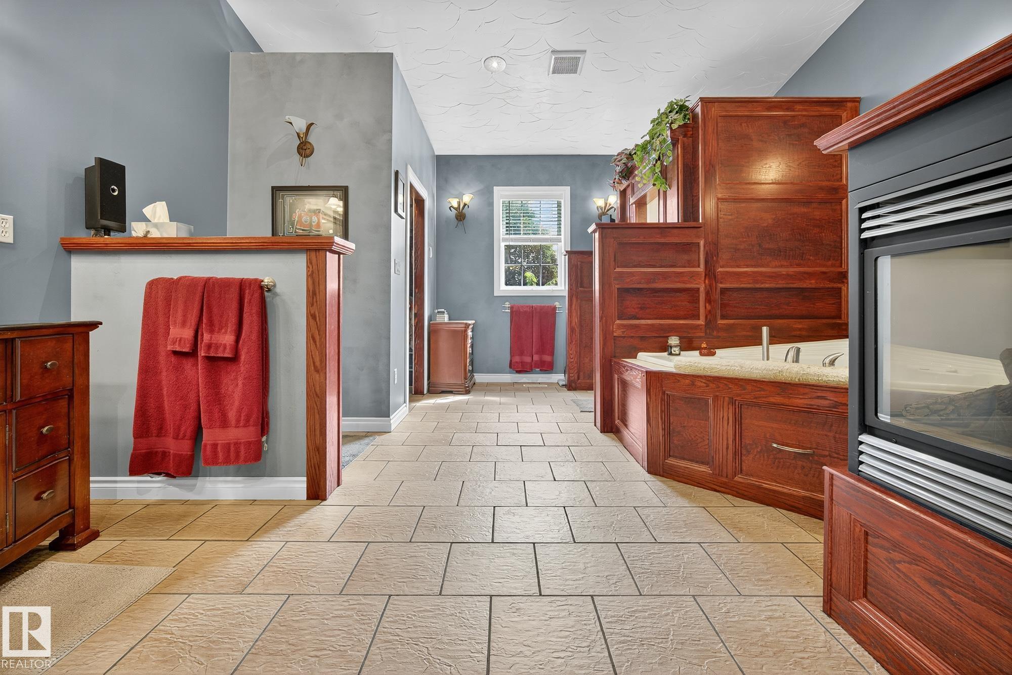 Photo 46 at 127 Pine Street, Sherwood Heights, Sherwood Park