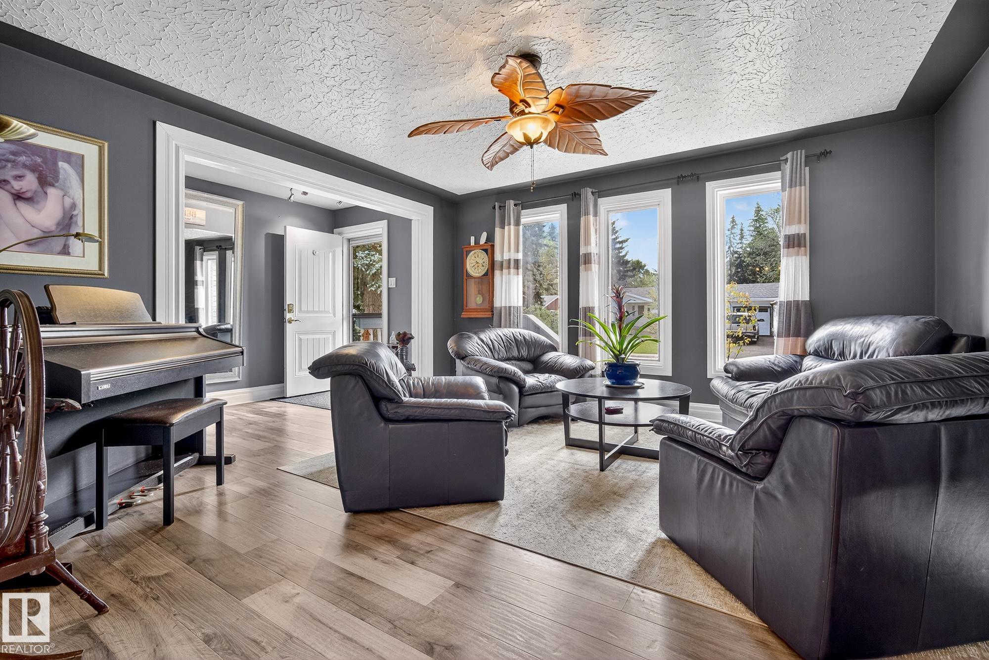 Photo 10 at 127 Pine Street, Sherwood Heights, Sherwood Park