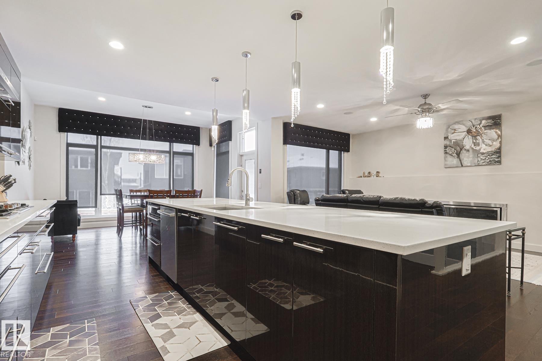 1116 Hainstock Green green SW, Hays Ridge Area, Edmonton