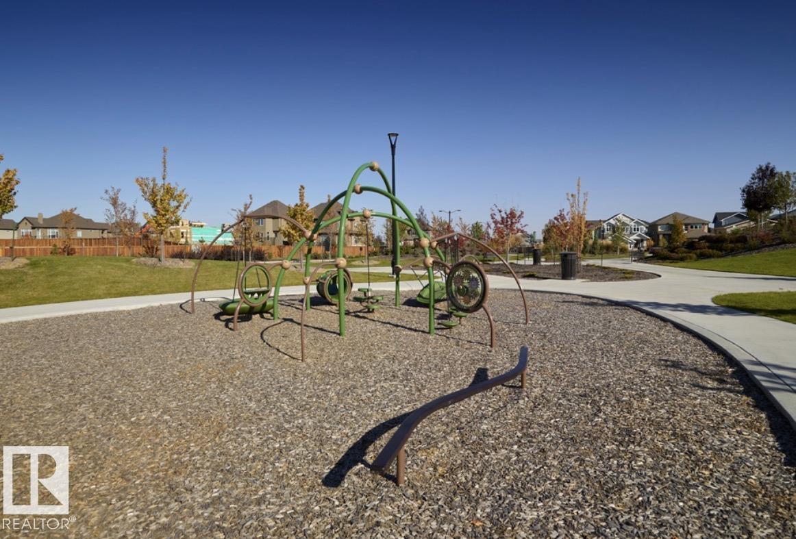 Photo 47 at 1116 Hainstock Green green SW, Hays Ridge Area, Edmonton