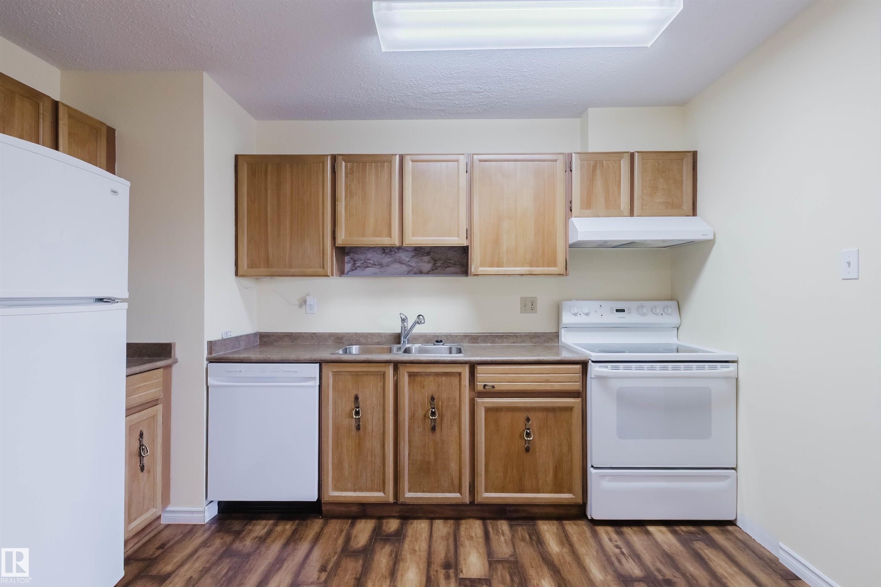 Photo 10 at 300 - 2303 119 Street NW, Blue Quill, Edmonton