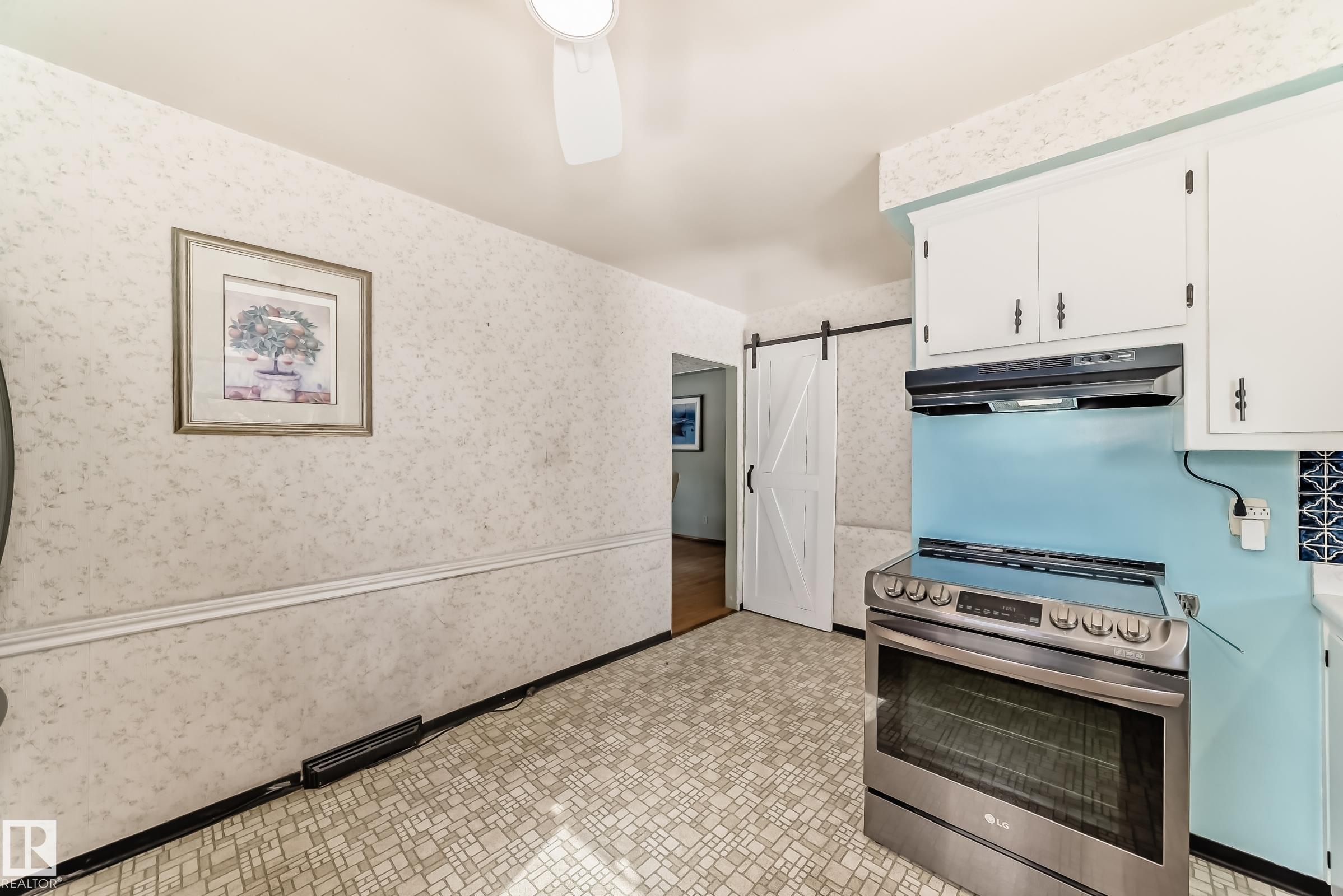 Photo 7 at 10927 146 Street NW, McQueen, Edmonton