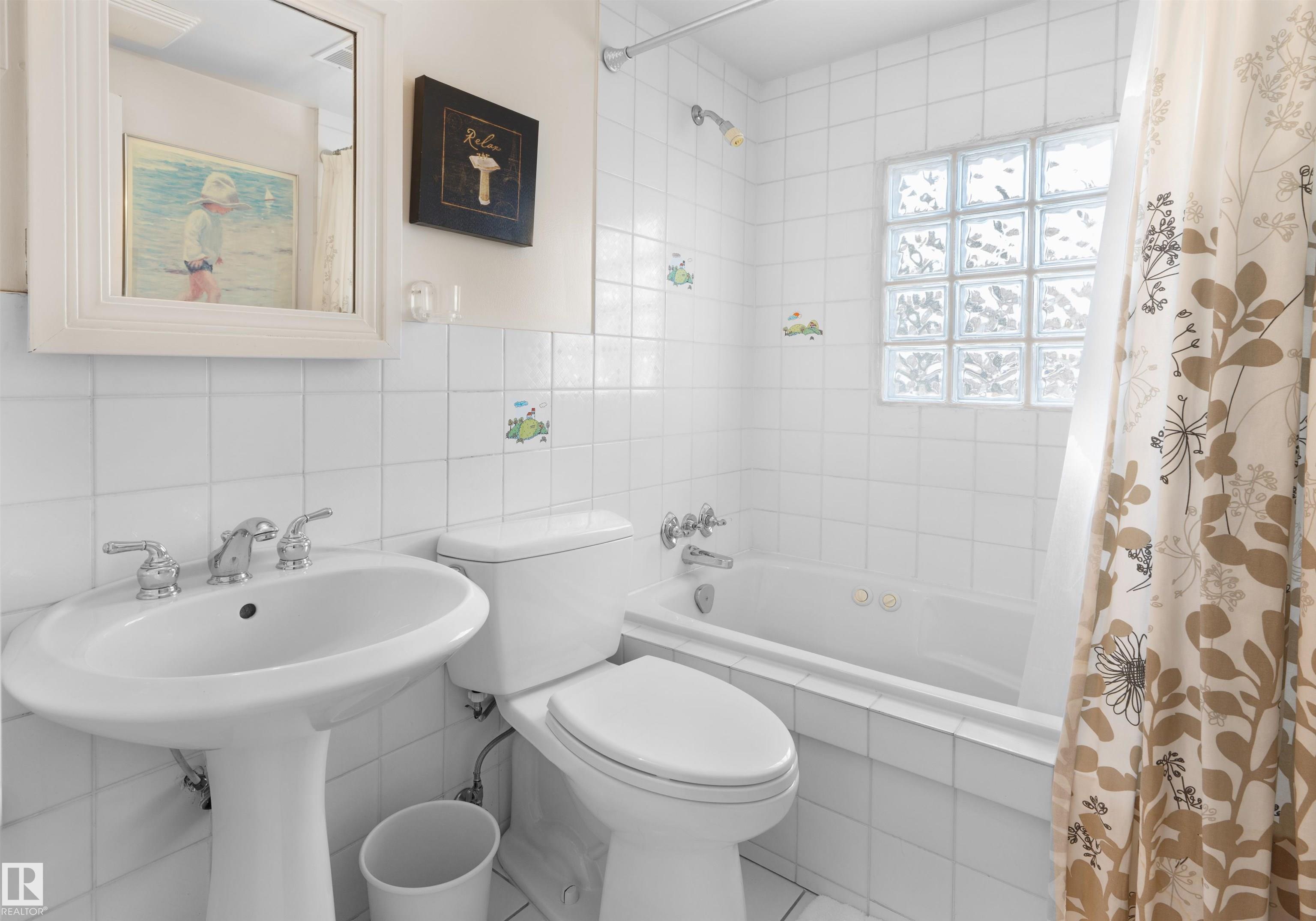 Photo 17 at 9708 146 Street NW, Crestwood, Edmonton